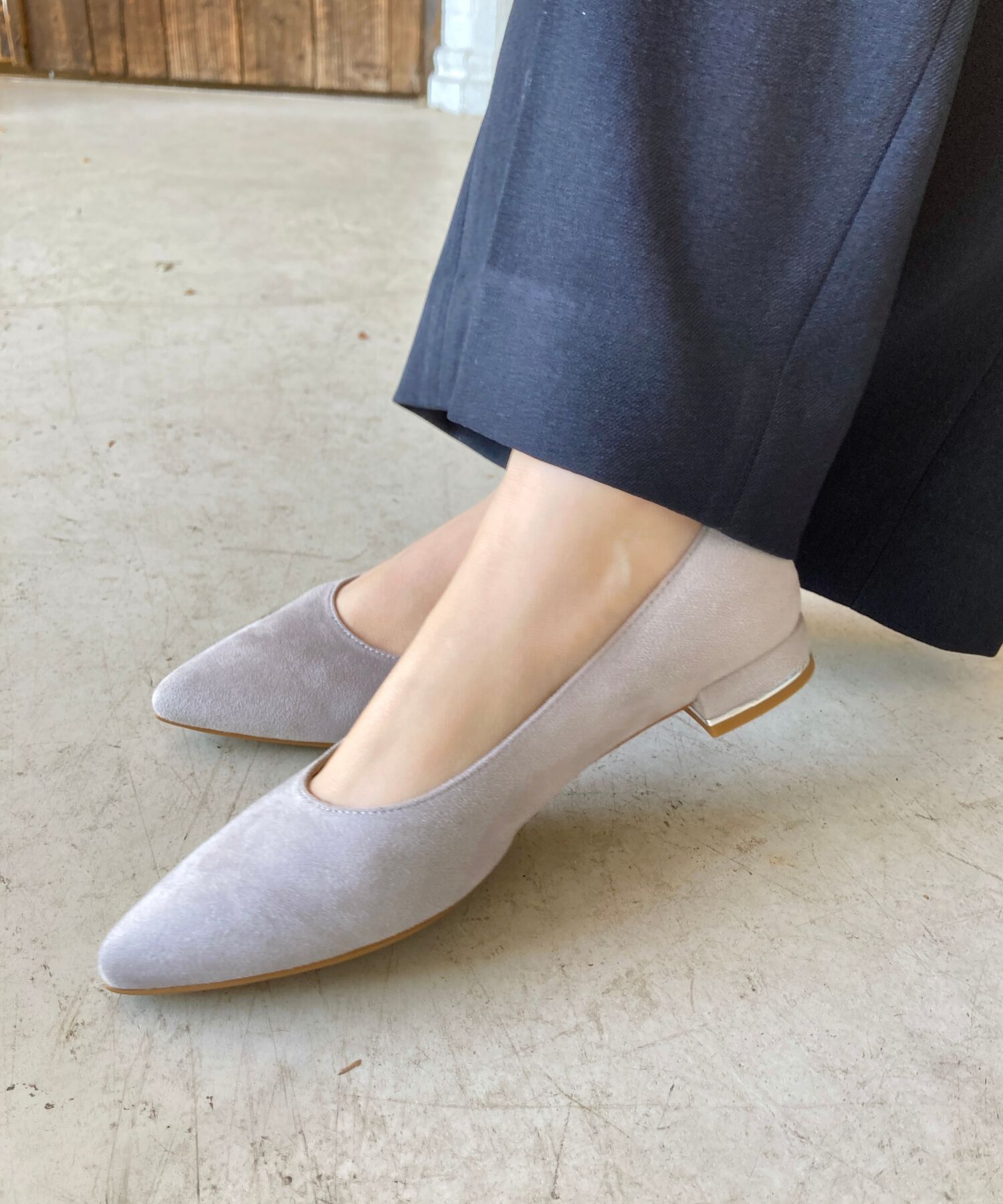 ORiental TRaffic「【跳べるパンプス/シリーズ累計１５０万足突破】メタリックライン フラット /R-3218 パンプス クッション」|パンプス|