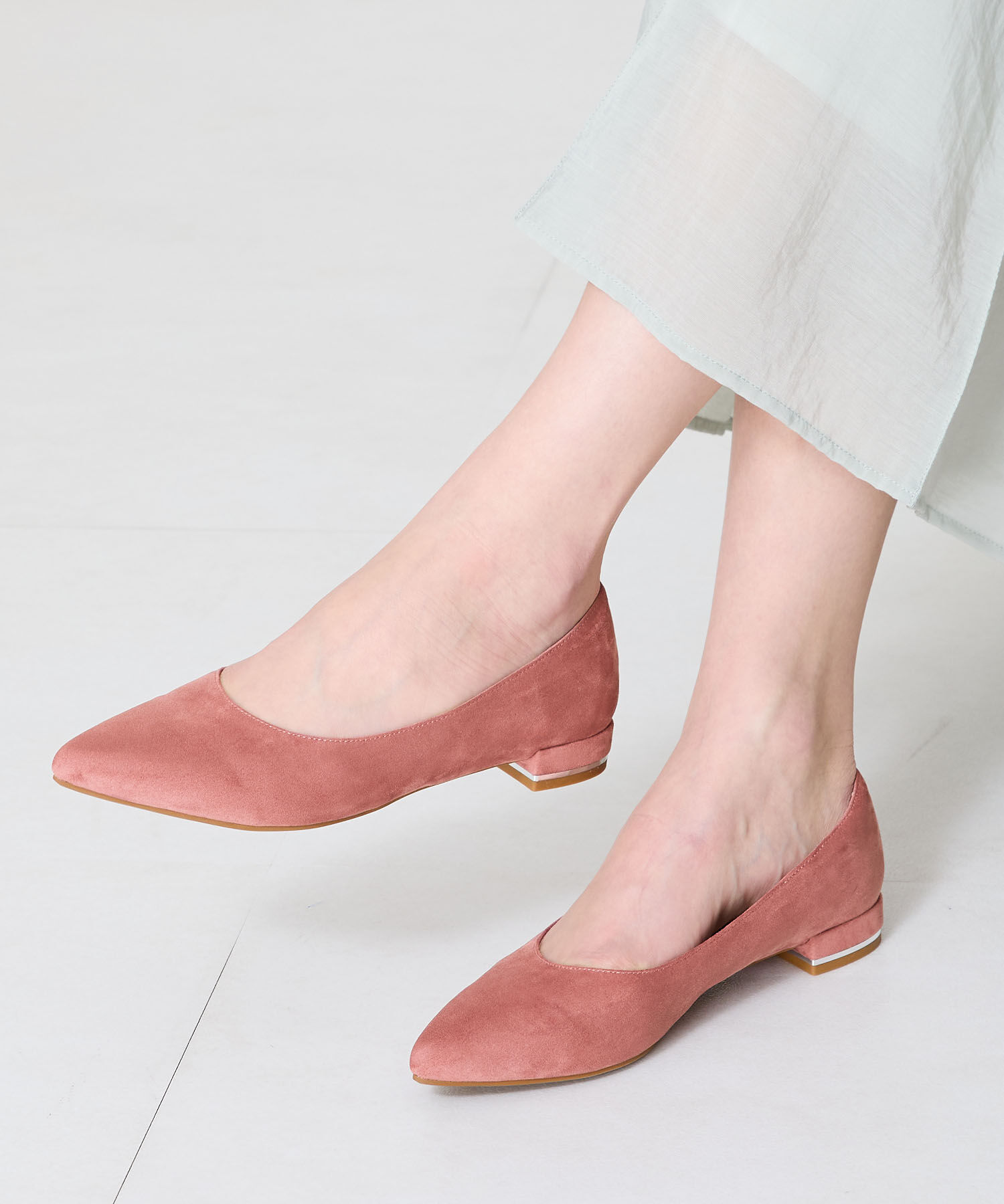 ORiental TRaffic「【跳べるパンプス/シリーズ累計１５０万足突破】メタリックライン フラット /R-3218 パンプス クッション」|パンプス|