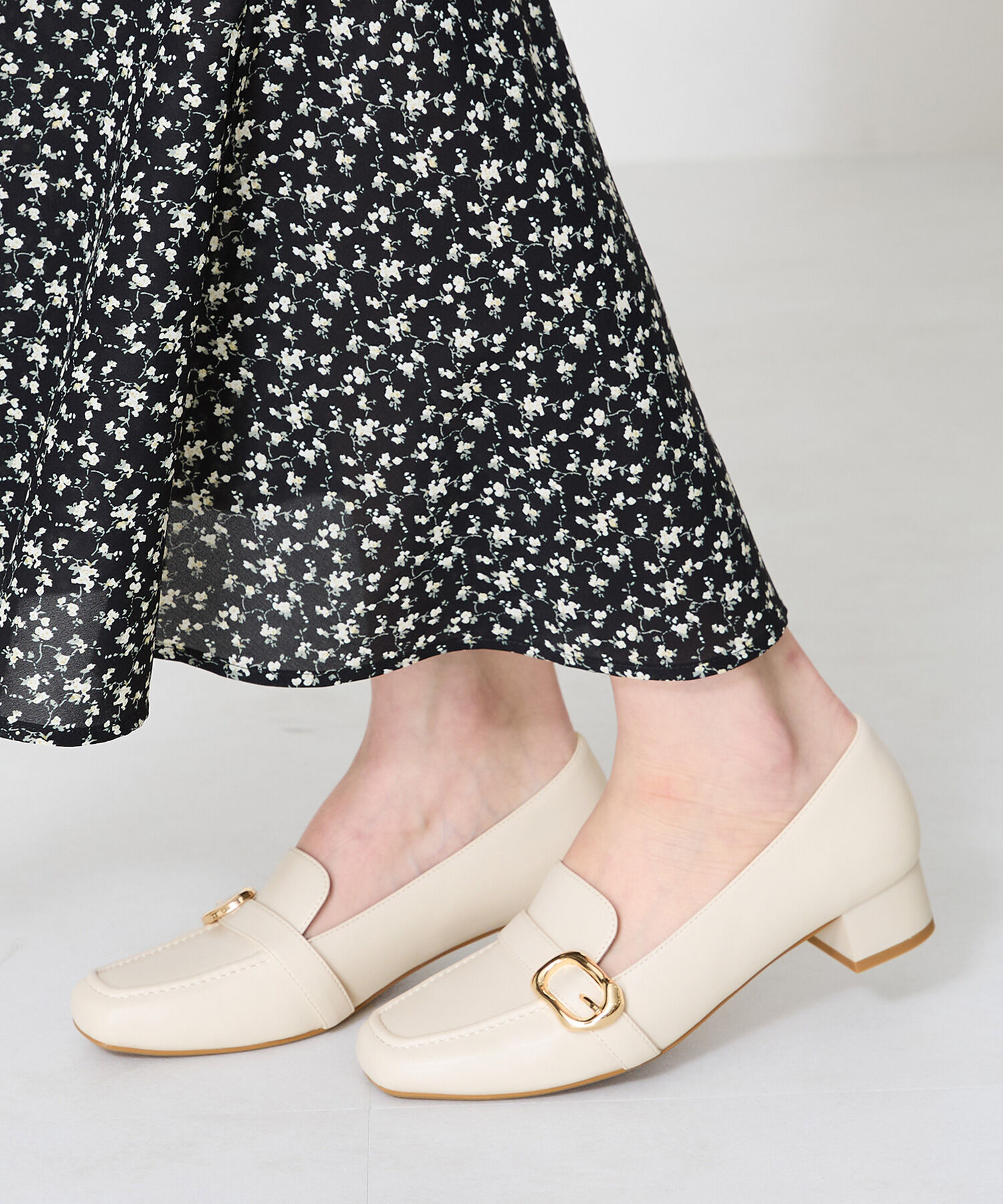 WA Oriental TRaffic「バックルベルト ヒールローファー /52113 ヒール3.5ｃｍ 丸みシルエット」|パンプス|BEIGE