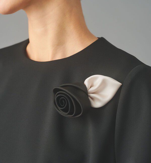 UNITED ARROWS「サテン ローズ コサージュ」|ブローチ・コサージュ|