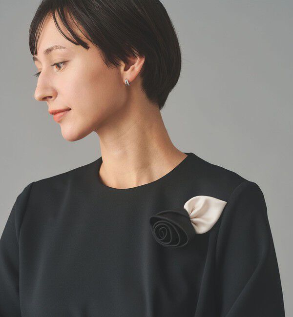 UNITED ARROWS「サテン ローズ コサージュ」|ブローチ・コサージュ|