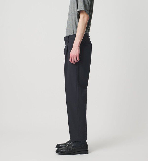 UNITED ARROWS「ウェザーコンフォート タフタ 1プリーツ キャロットパンツ 撥水 ストレッチ」|スラックス|