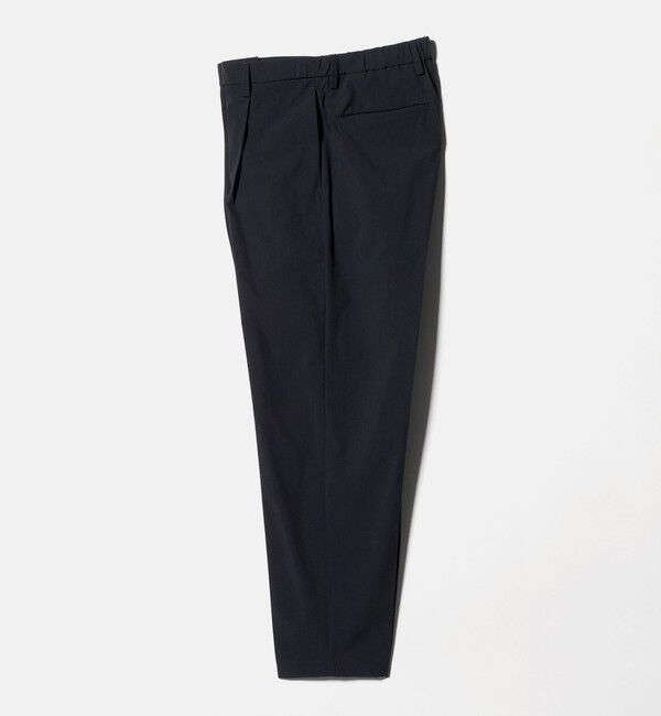 UNITED ARROWS「ウェザーコンフォート タフタ 1プリーツ キャロットパンツ 撥水 ストレッチ」|スラックス|