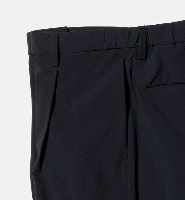 UNITED ARROWS「ウェザーコンフォート タフタ 1プリーツ キャロットパンツ 撥水 ストレッチ」|スラックス|