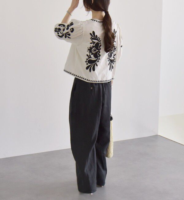 quaranciel「quaranciel:〈洗濯機可能〉エンブロイダリー スクエアネック ブラウス」|シャツ・ブラウス|