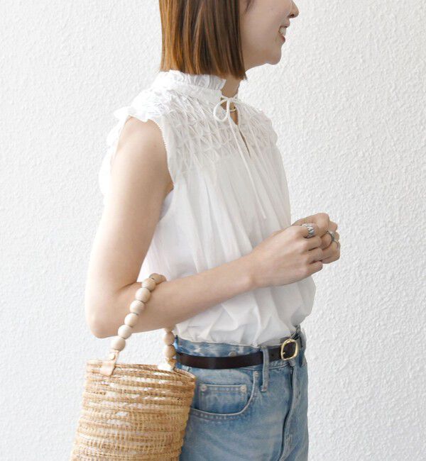 SHIPS any「SHIPS any:〈洗濯機可能〉ハンドスモッキング コットン フリル スタンドカラー ブラウス」|シャツ・ブラウス|
