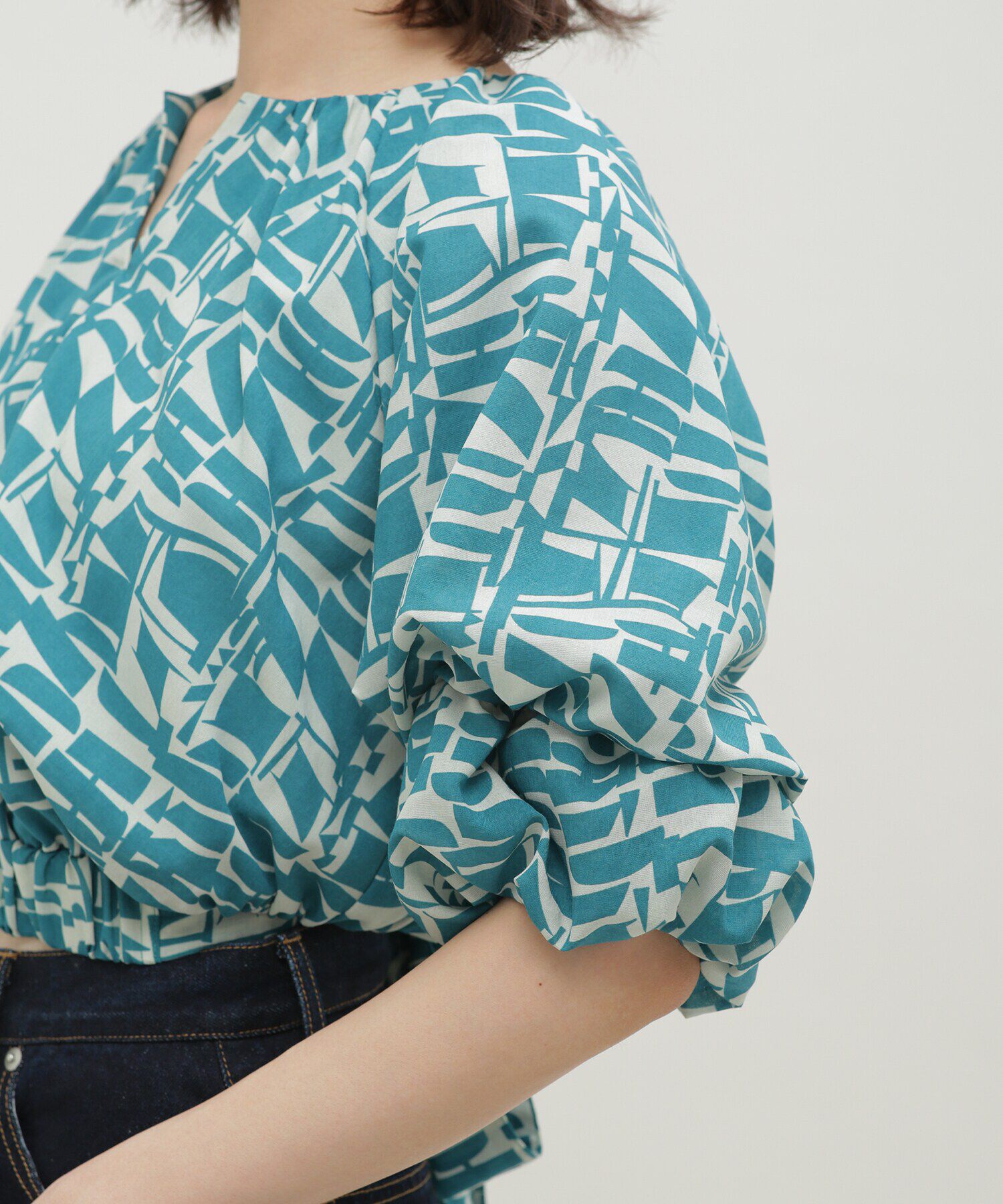 nano･universe「LB.03/幾何学柄バルーンスリーブブラウス」|シャツ・ブラウス|