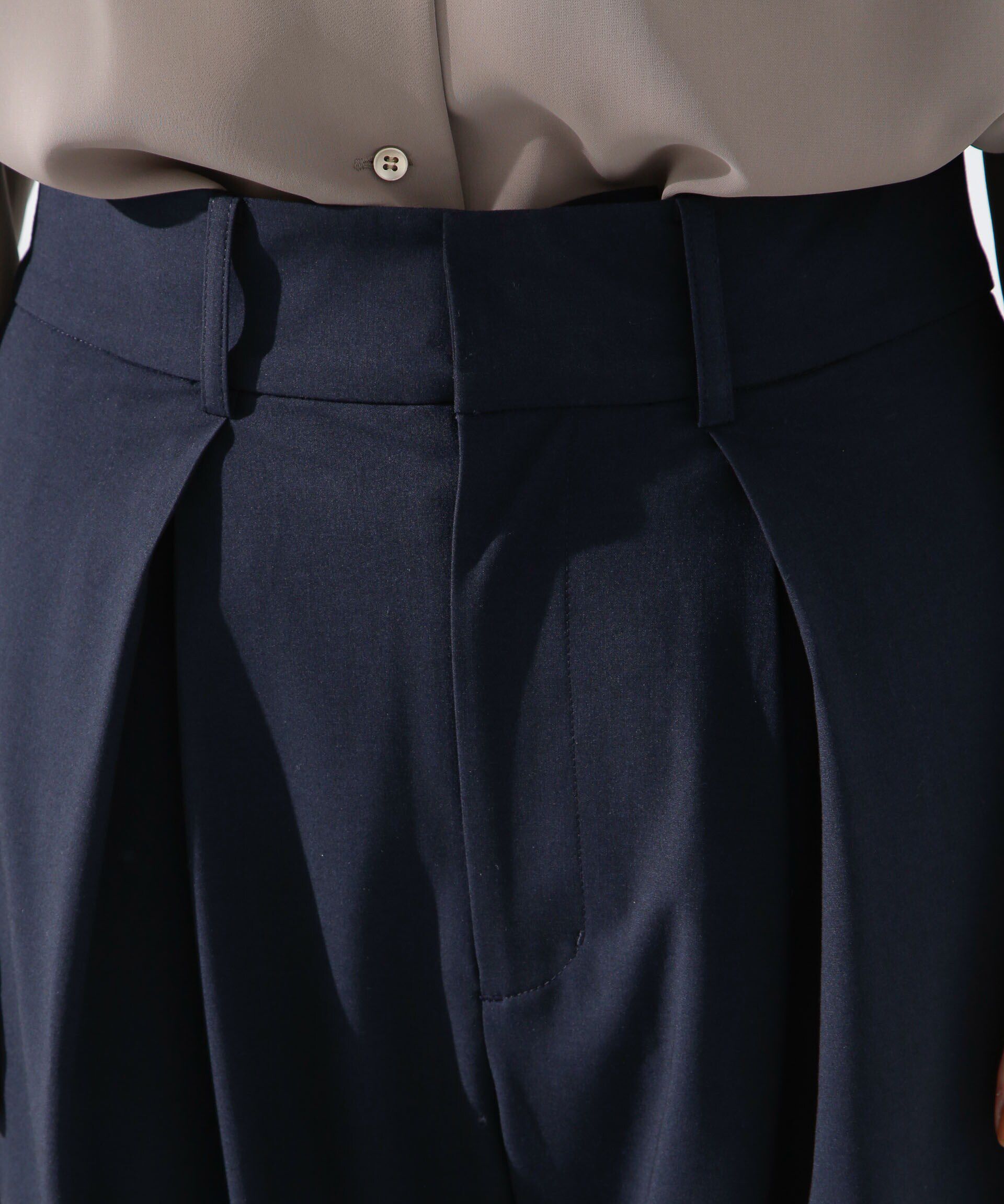 nano･universe「トロストレッチレイヤードタックワイドパンツ（セットアップ可）」|チノ|