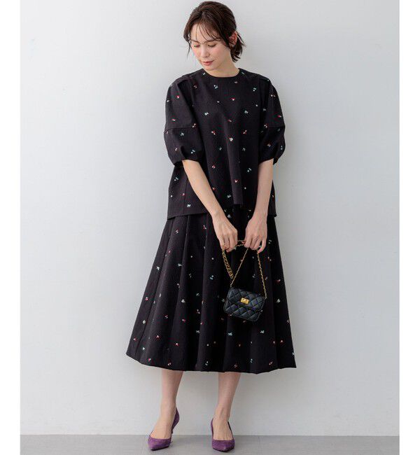 組曲「【WEB限定】ミニフラワーエンブロイダリー スカート」|スカート|