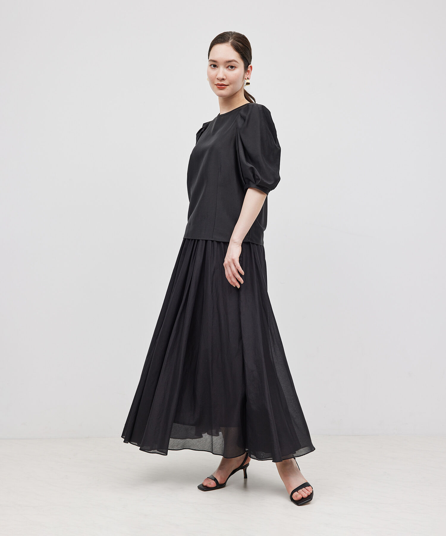 ROPE「【新色追加】【洗える】カールマイヤーパフスリーブブラウス【雑誌/メディア掲載】」|シャツ・ブラウス|