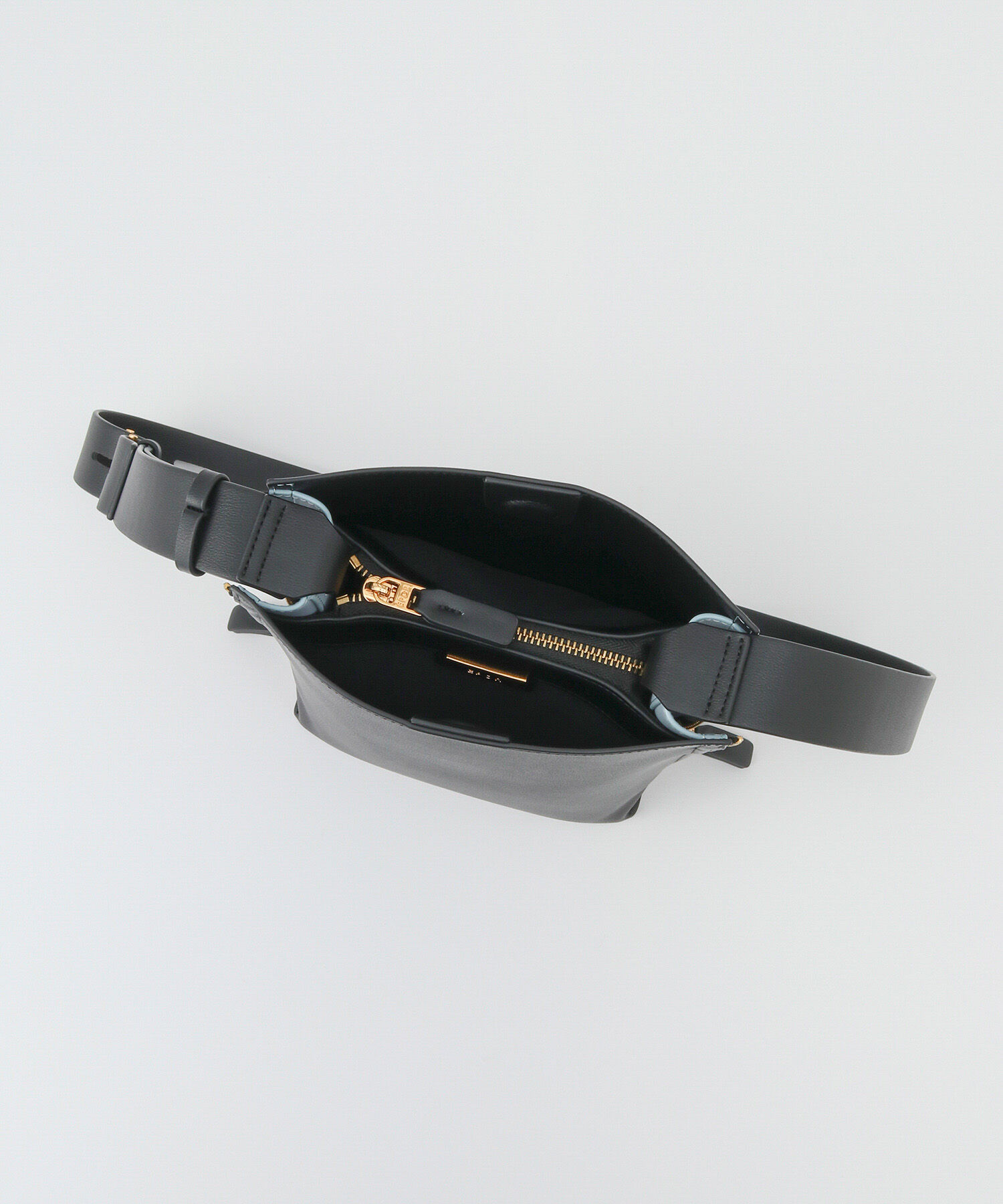 E'POR「【24AW】【E'POR】Y BAG Shoulder Mini」|ショルダー・メッセンジャー|