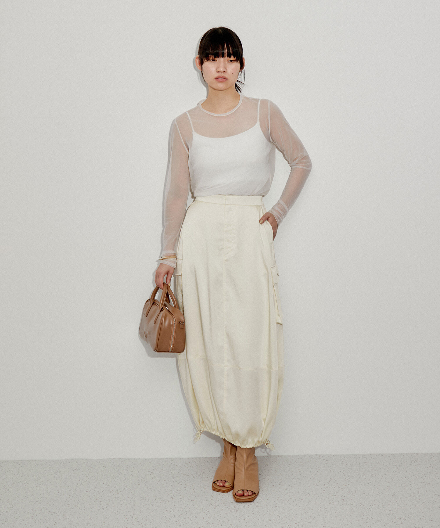 ADAM ET ROPE'「【サステナブル】サテンバルーンカーゴスカート」|スカート|