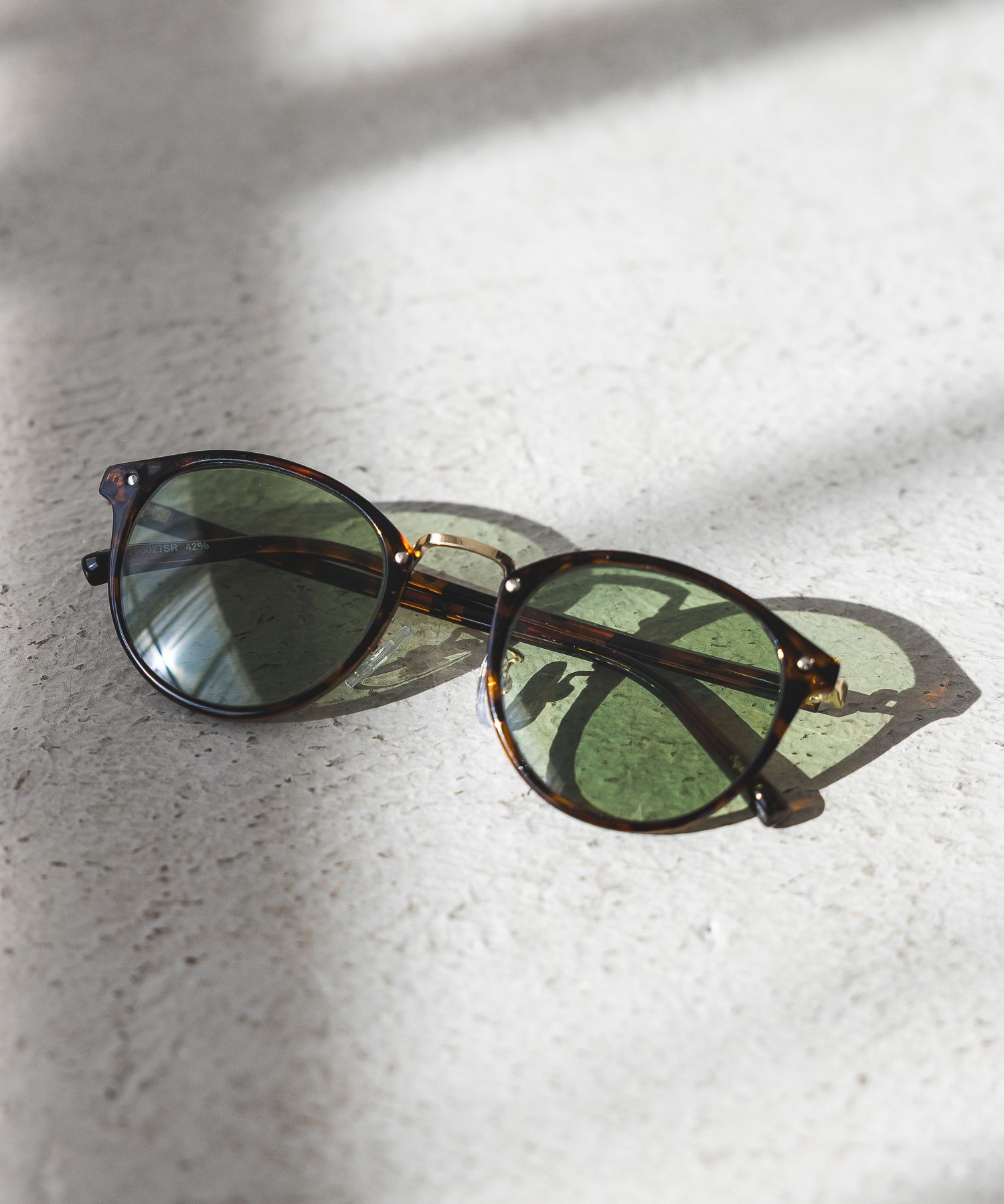 A part by 「【UVカット】UVサングラス」|サングラス|カーキ