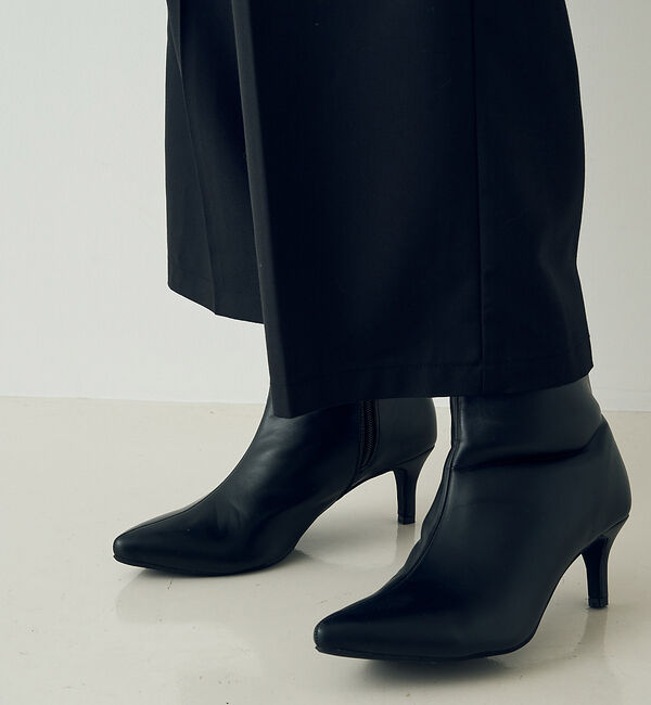 Rouge vif「【一部店舗限定】ポインテッドトゥ ショートブーツ(6cm)」|ショートブーツ|