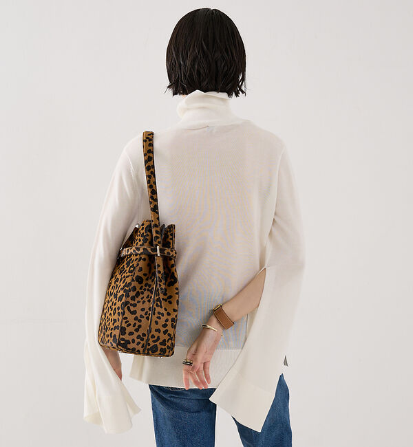 The Store by C' 「【TOTEME】SLIT SLEEVE TURTLENECK／スリットスリーブタ」|ニット・セーター|