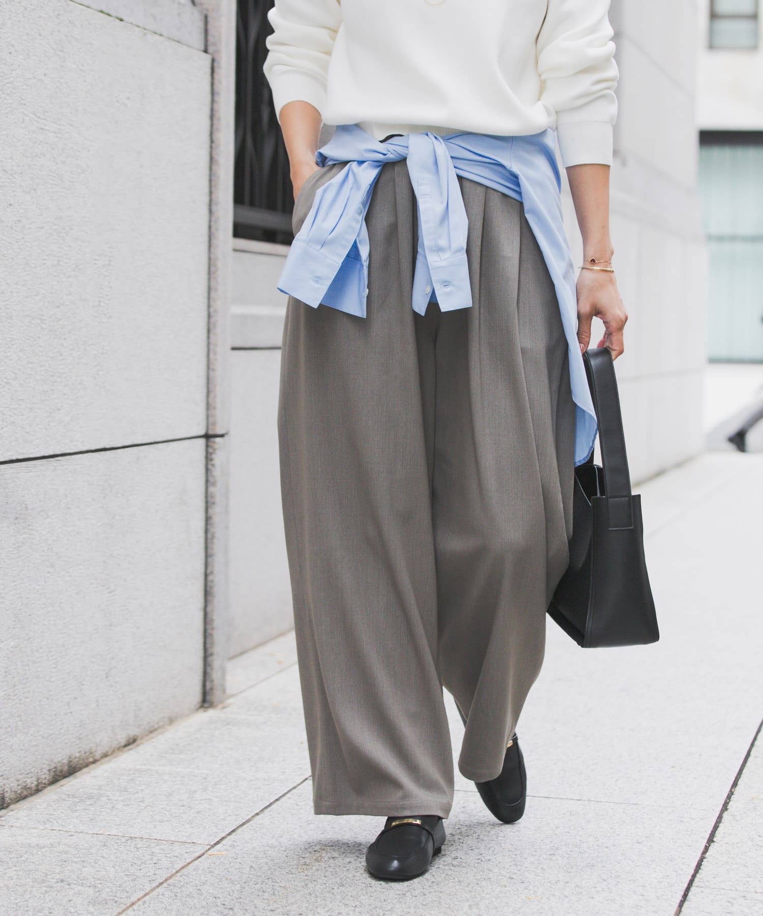 URBAN RESEARCH DOORS「『仁村紗和さん着用』『UR TECH』完声タックギャザーワイドパンツ」|その他|