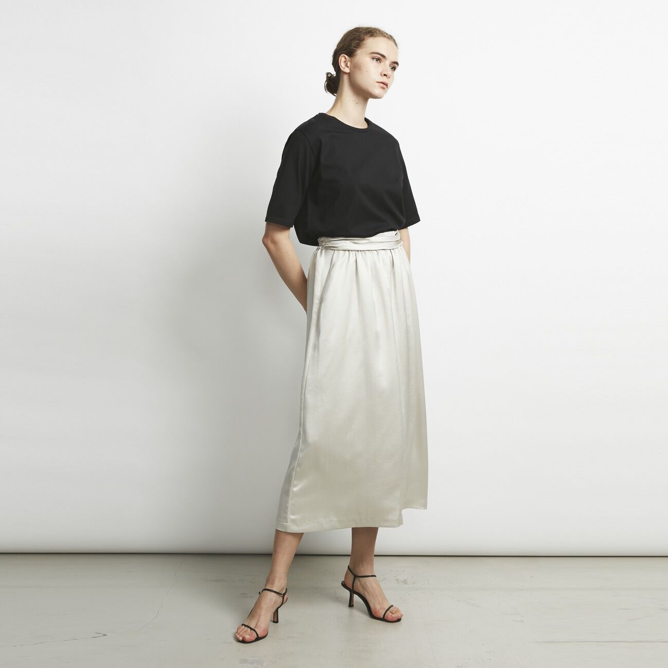 HELIOPOLE「HELIOPOLE KALINE SATIN SKIRT SOLID」|スカート|