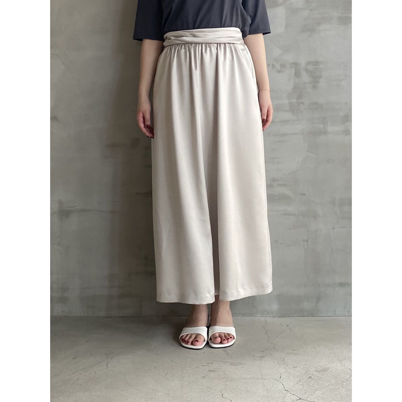 HELIOPOLE「HELIOPOLE KALINE SATIN SKIRT SOLID」|スカート|
