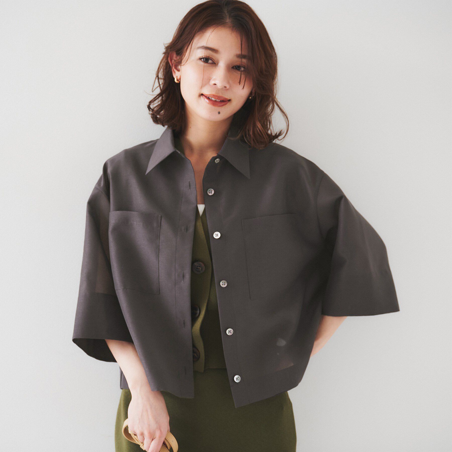 UNTITLED「【セットアップ可能】オーガンジーボクシーシャツ」|シャツ・ブラウス|チャコールグレー(0