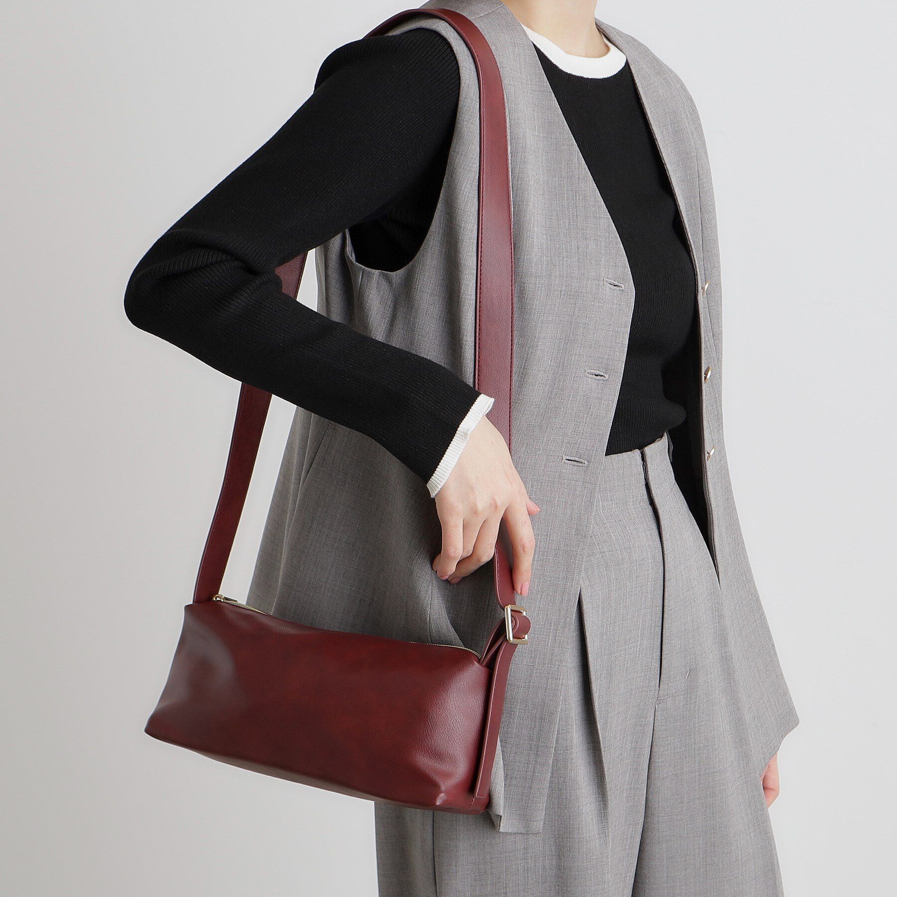 grove「スクエアミニワイドショルダー」|ショルダー・メッセンジャー|ボルドー(064)