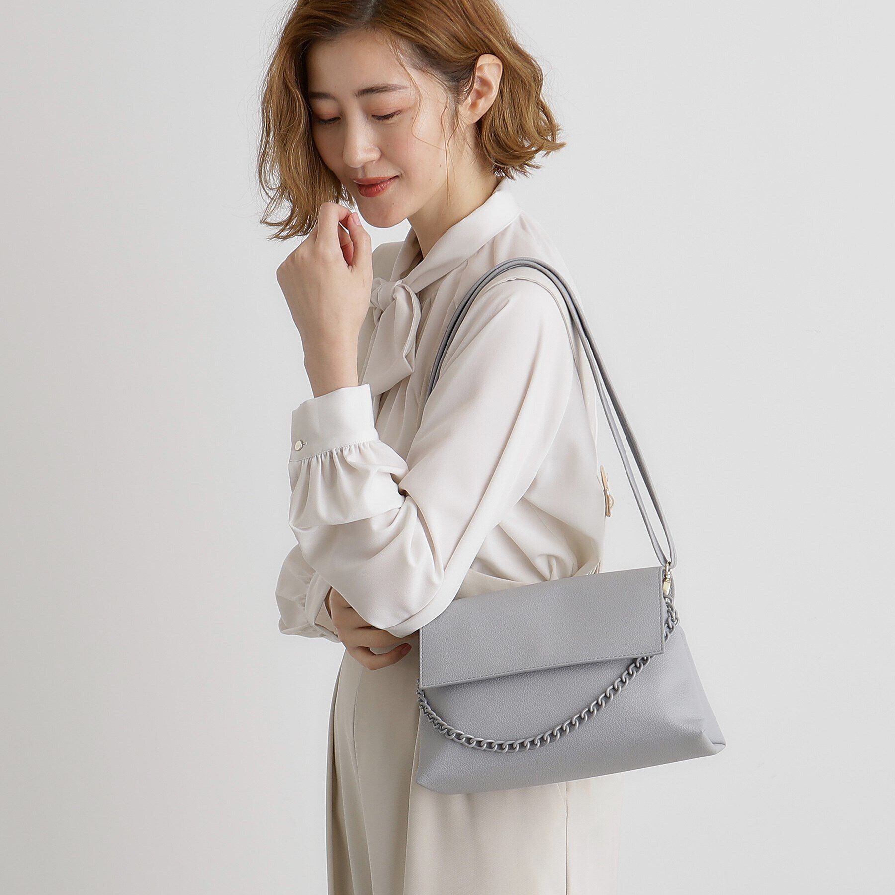 grove「人間工学フラップスクエアショルダー」|ショルダー・メッセンジャー|