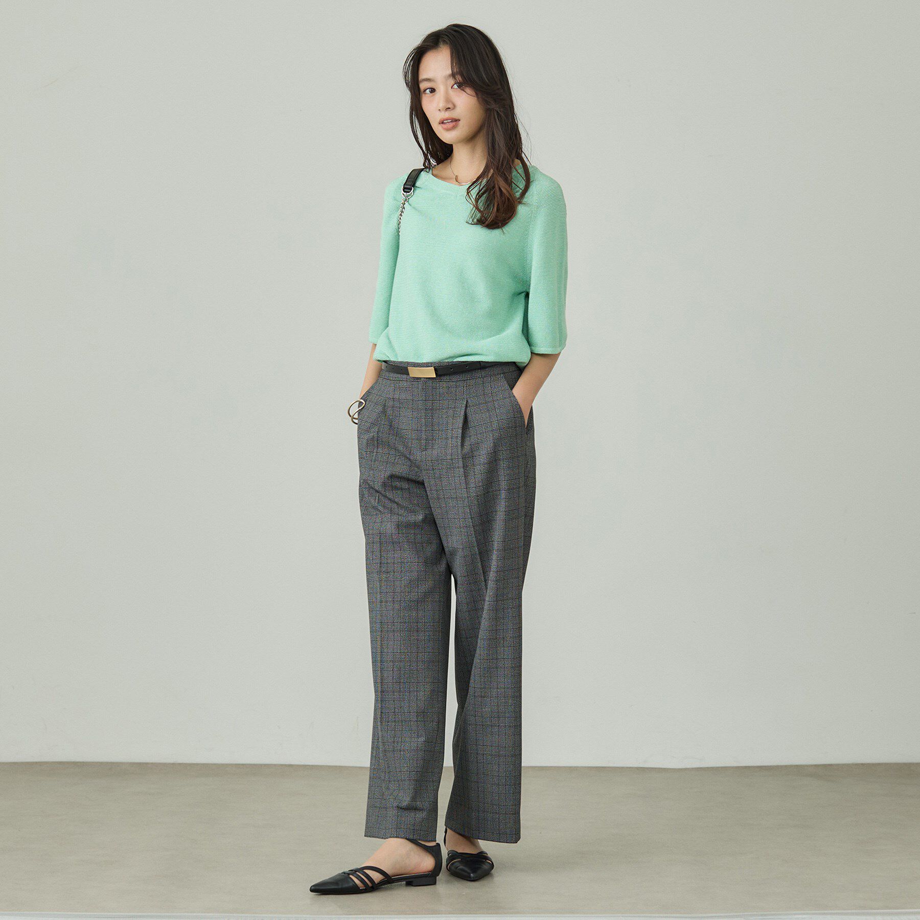 INDIVI「新色登場！【上品ラメ素材】フレアスリーブニット」|ニット・セーター|