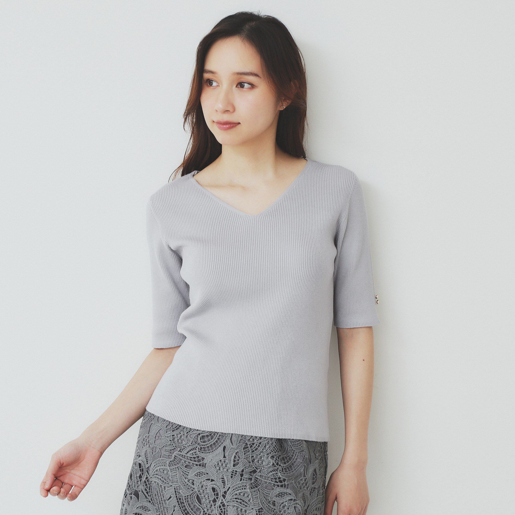 index「《5色展開》Vネックリブニット【洗濯機洗い可】」|ニット・セーター|