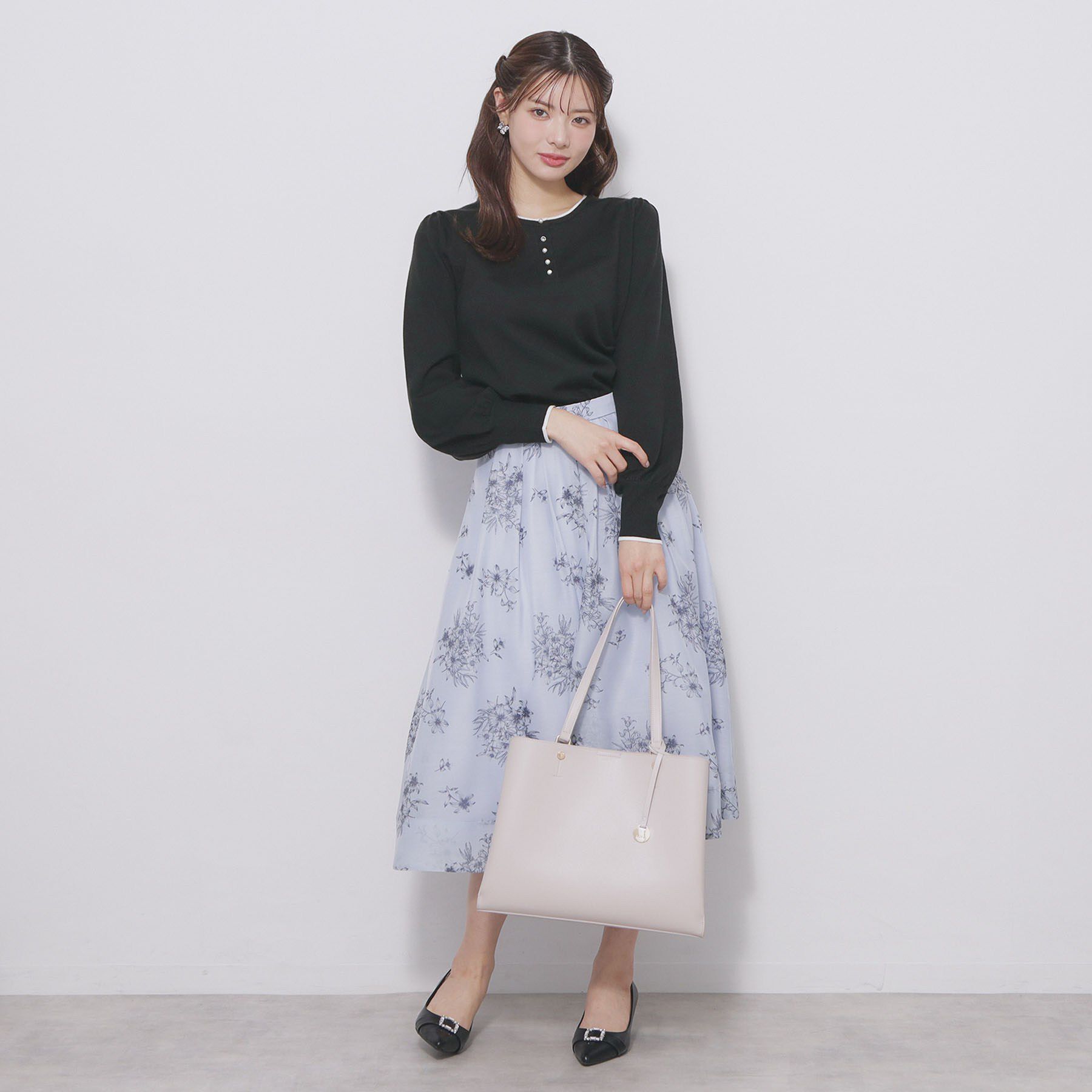 index「ビジューボタンヘンリーネックニット【洗濯機OK】」|ニット・セーター|