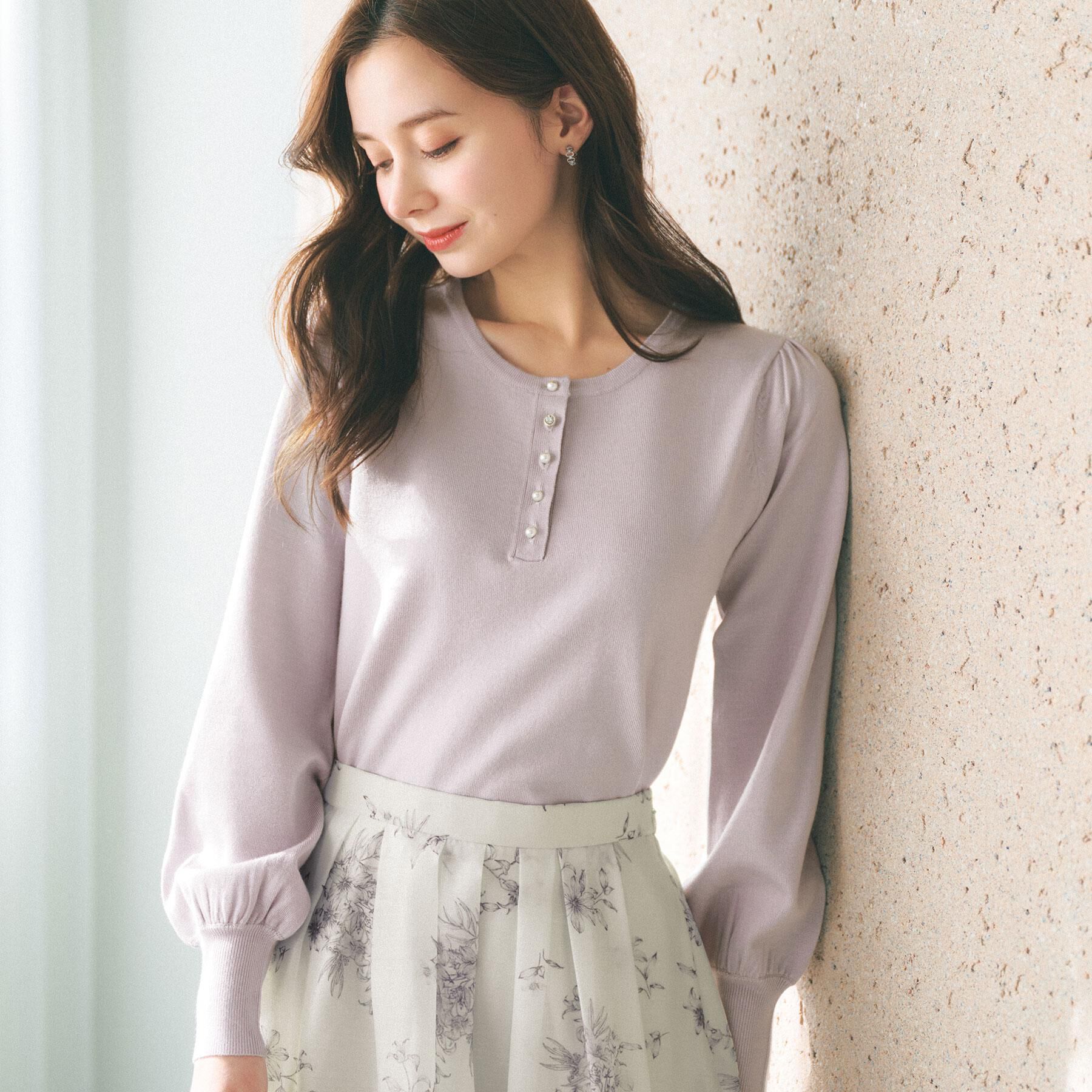 index「ビジューボタンヘンリーネックニット【洗濯機OK】」|ニット・セーター|