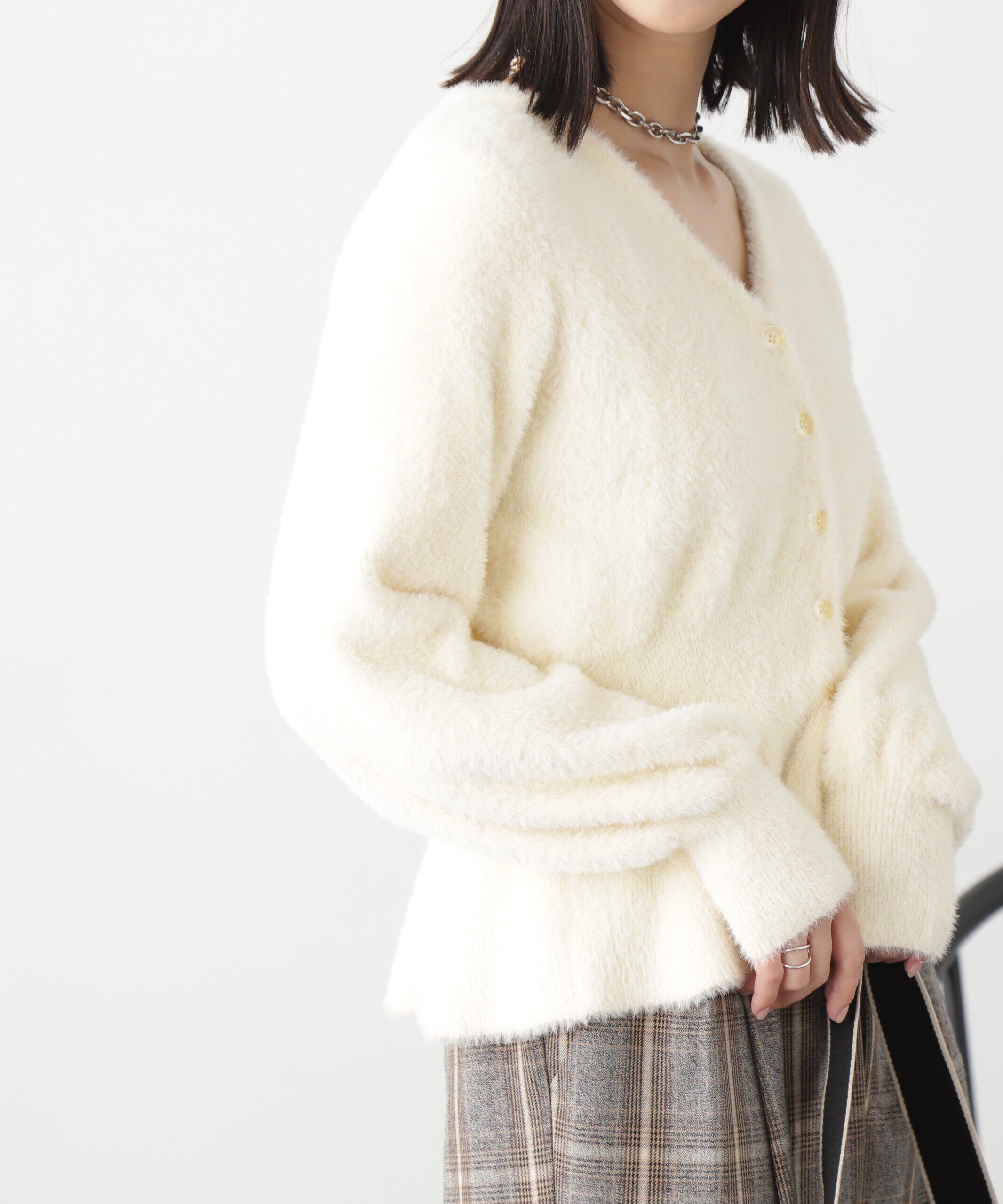 「ショートシャギーペプラムニットカーディガン」|ニット・セーター|