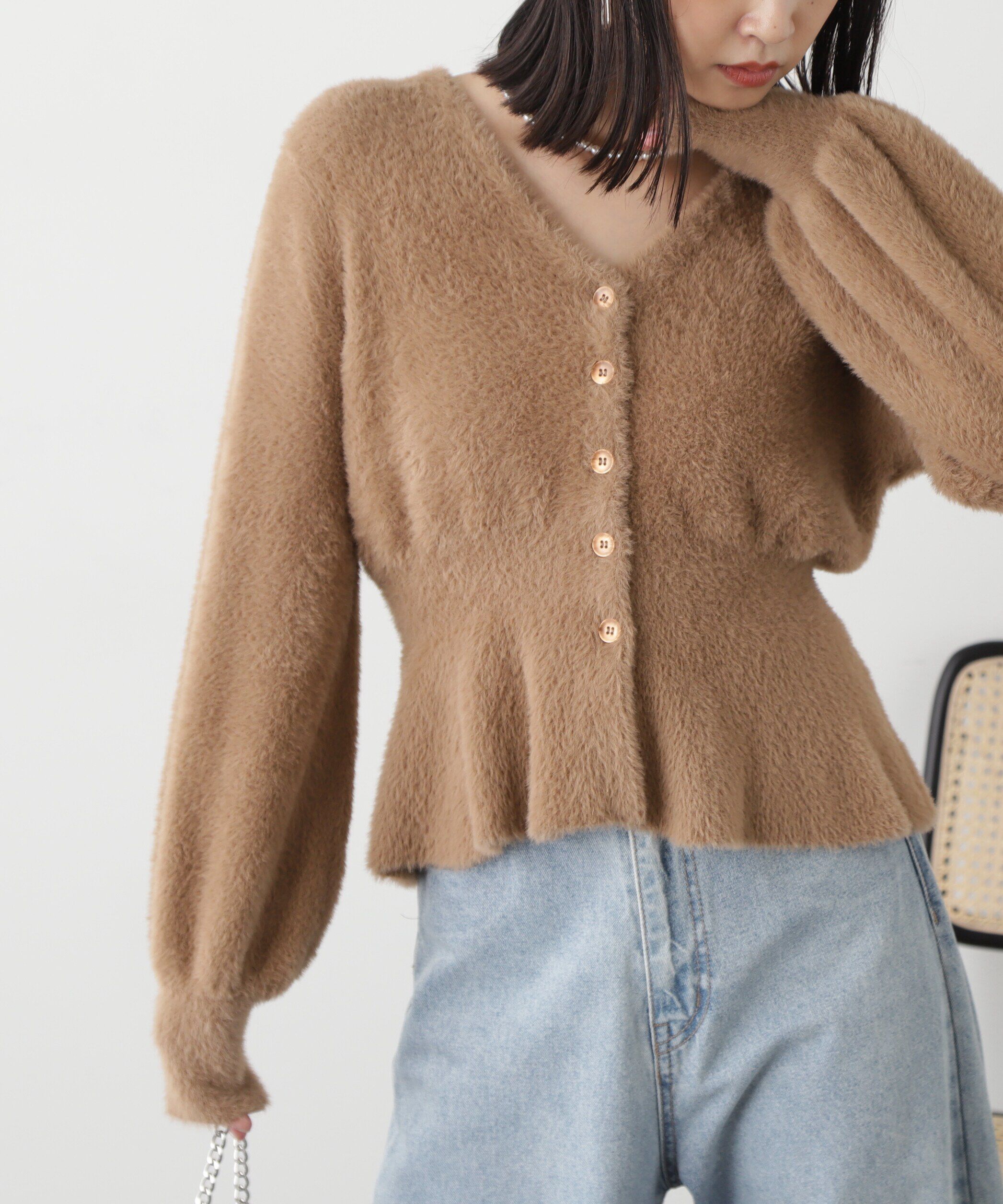  「ショートシャギーペプラムニットカーディガン」|ニット・セーター|