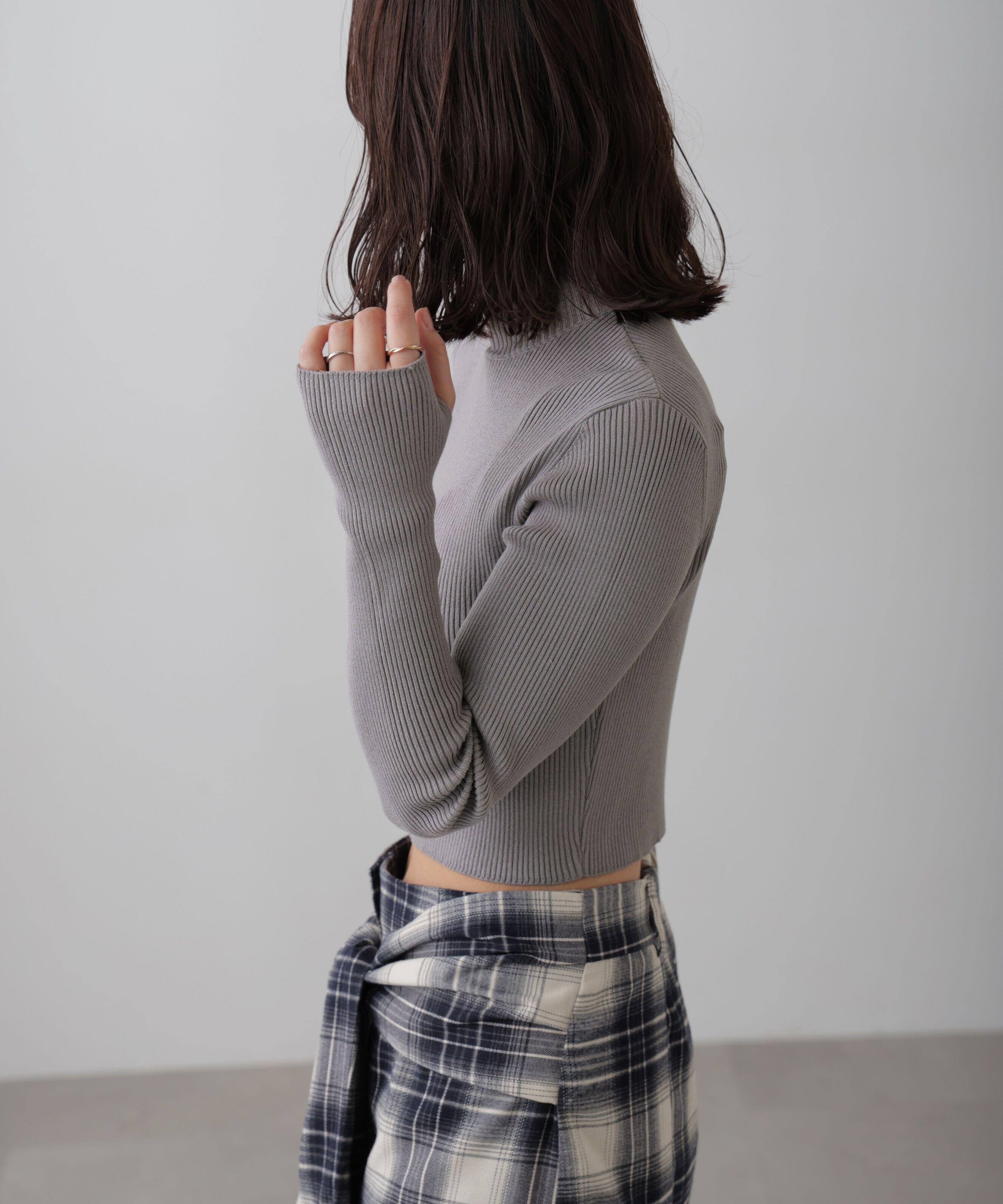  「〈洗える〉マシンウォッシャブルハイネックショート丈ニット」|ニット・セーター|