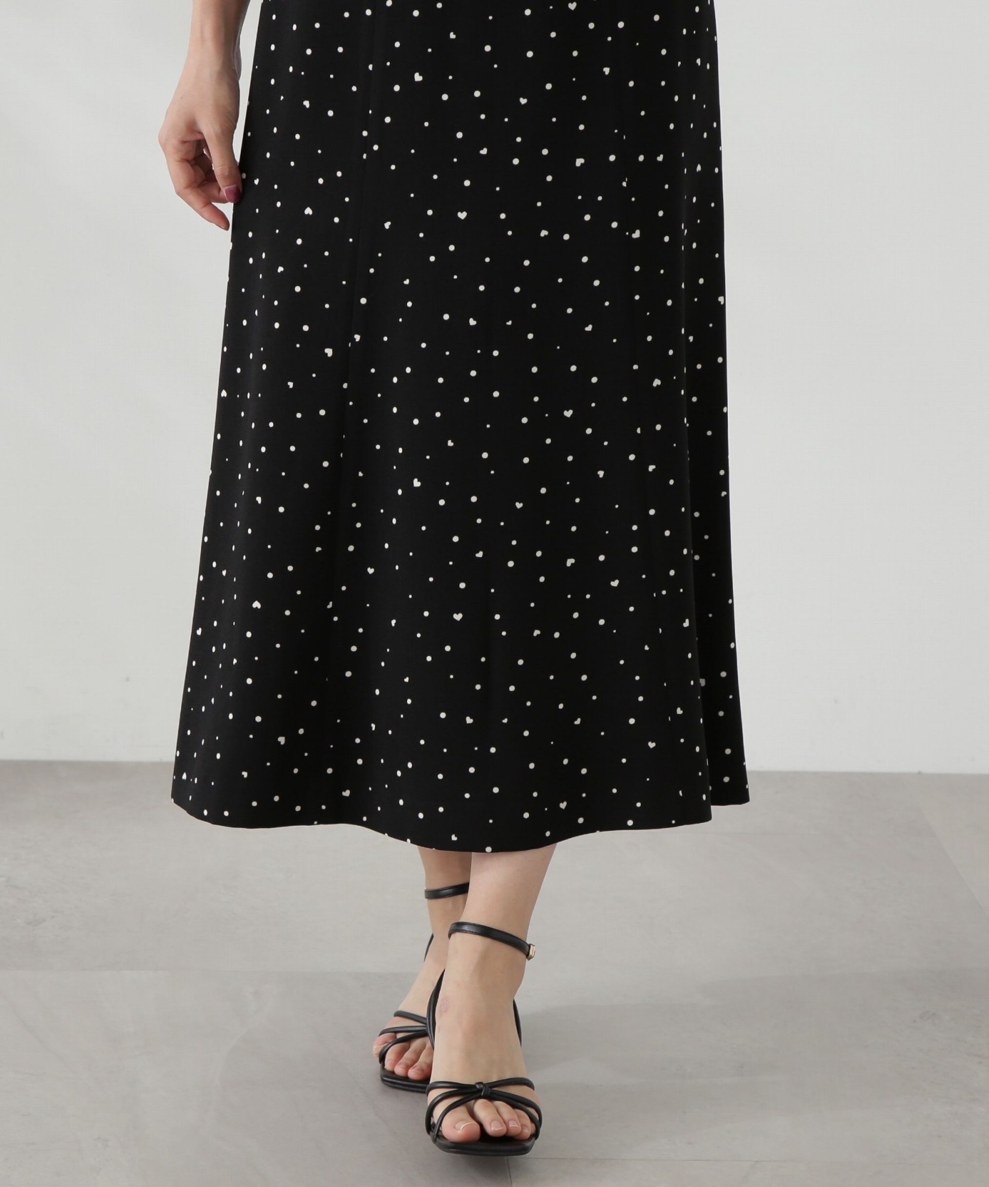 PROPORTION BODY DRESSING「ハートドットナロースカート」|スカート|