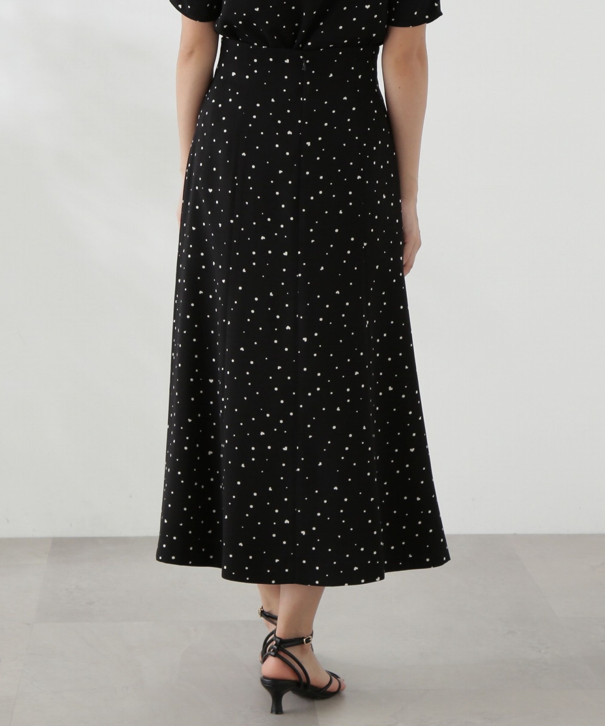 PROPORTION BODY DRESSING「ハートドットナロースカート」|スカート|