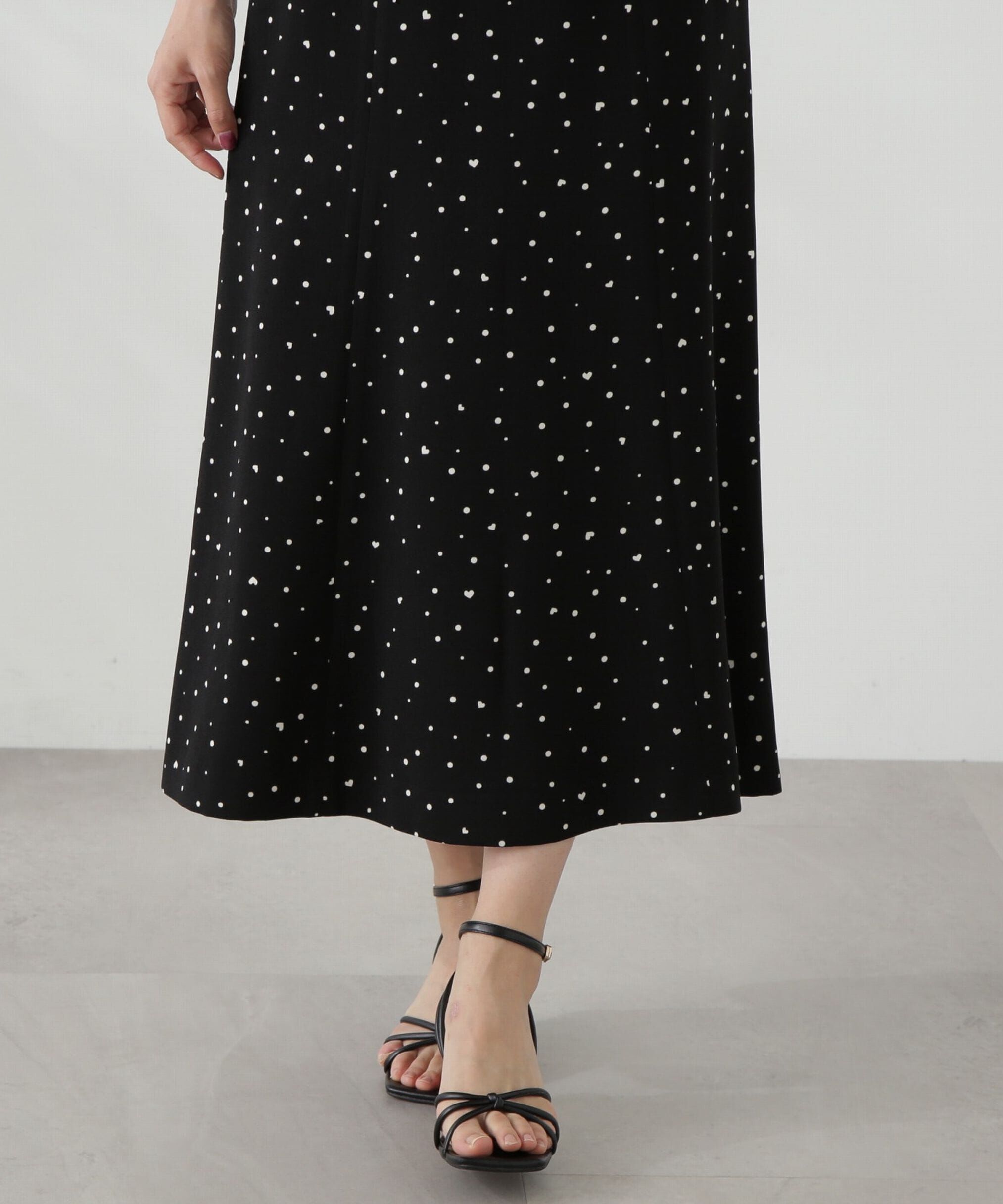 PROPORTION BODY DRESSING「ハートドットナロースカート」|スカート|
