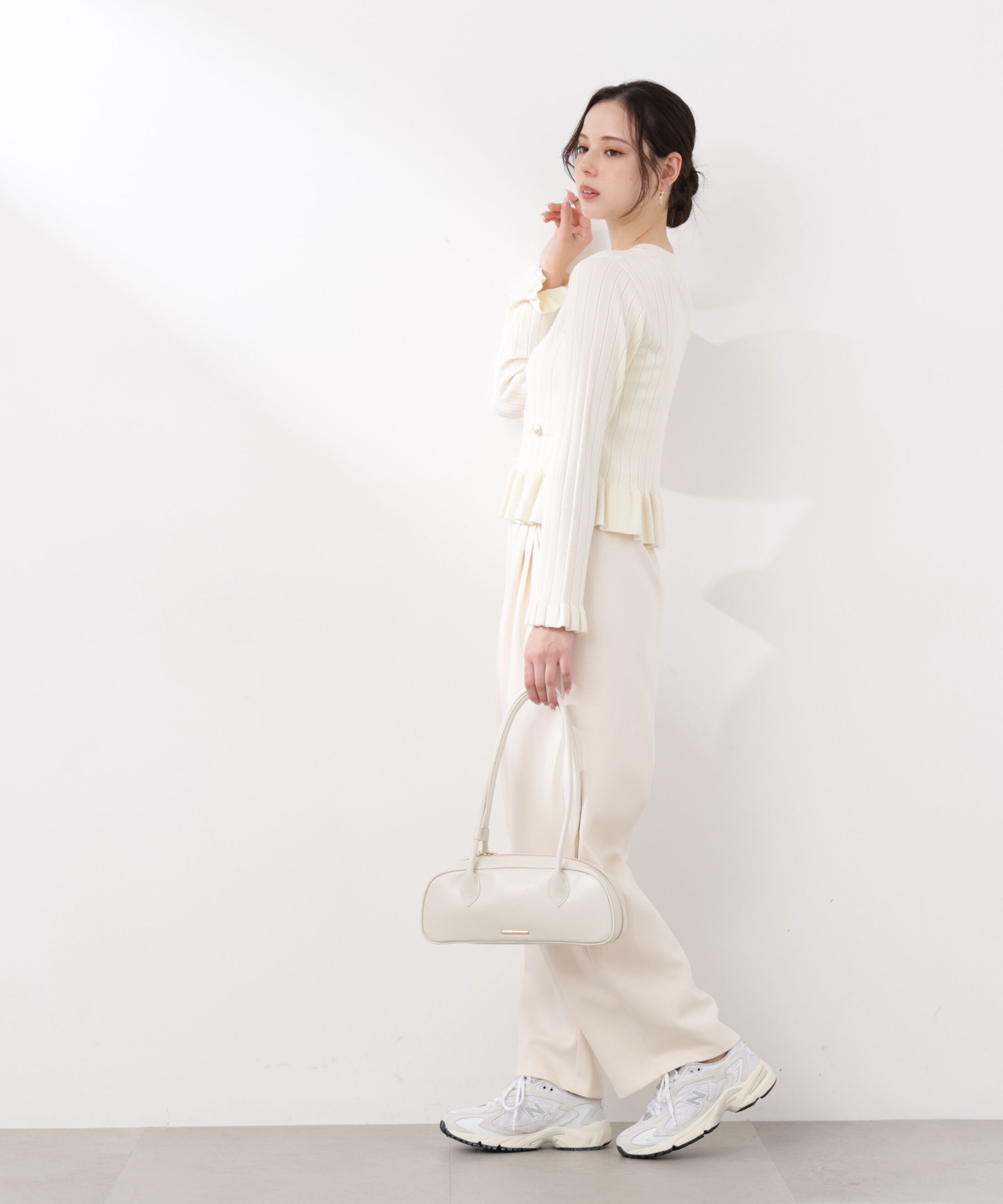 PROPORTION BODY DRESSING「ボタン付きペプラムニット26SS」|ニット・セーター|