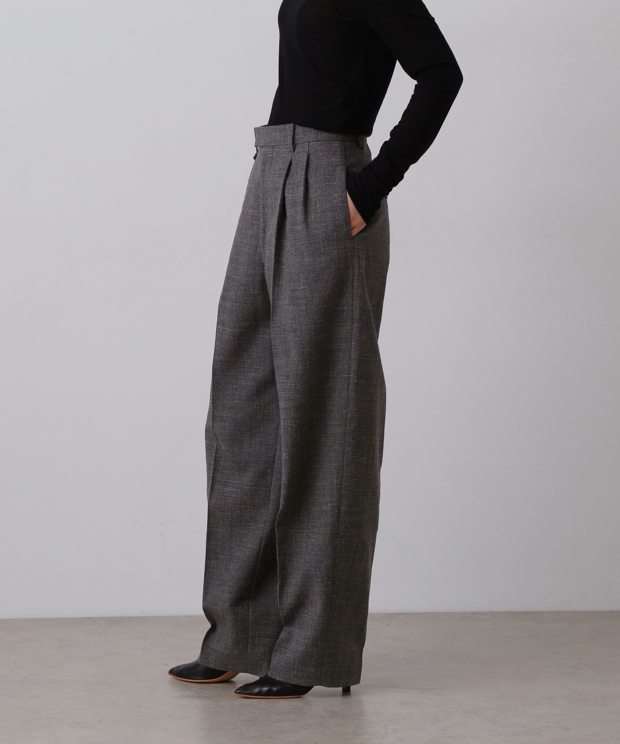 YLEVE 「YLEVE / WOOL LINEN TROUSERS」|その他|