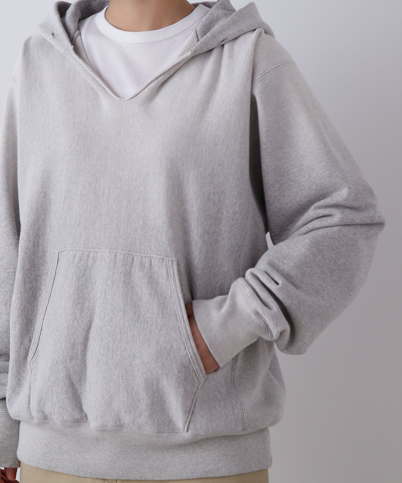 YLEVE 「YLEVE / ORGANIC COTTON SUN FADED SWEAT HOODIE」|Tシャツ・カットソー|