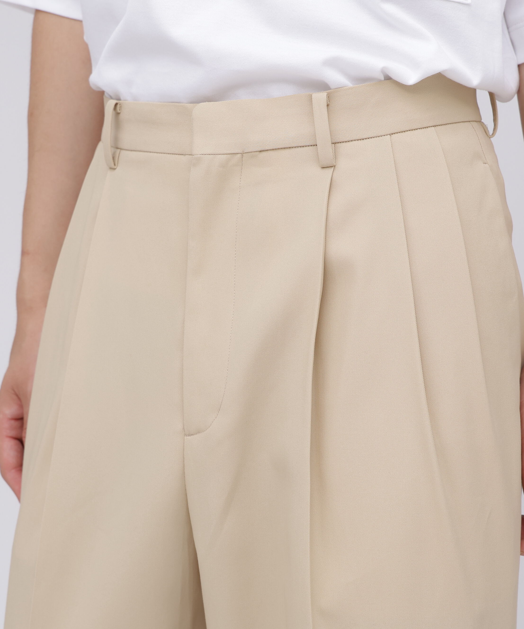 YLEVE 「YLEVE / HIGHTWISTED COTTON GABA TROUSERS」|その他|