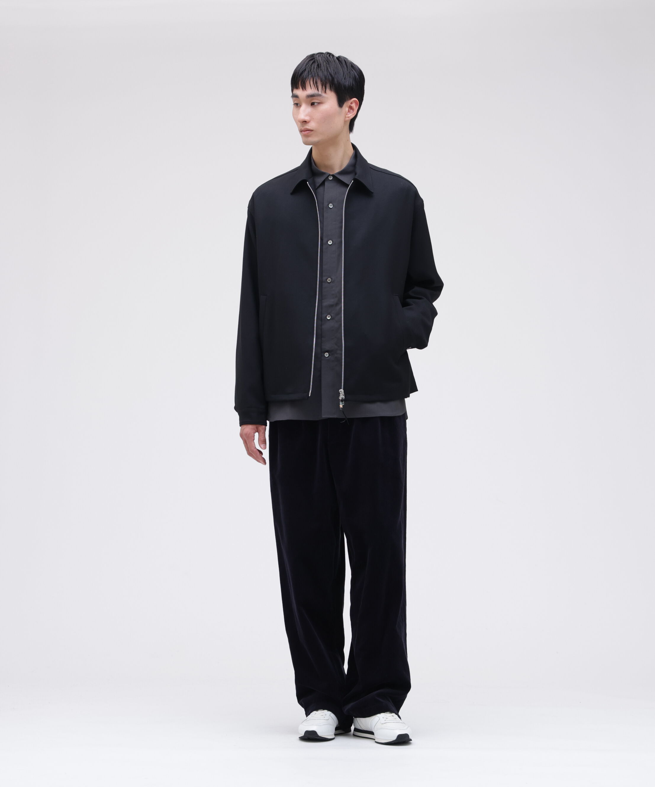 YLEVE 「YLEVE / ORGANIC COTTON WALE CORDUROY TROUSERS」|その他|ネイビー
