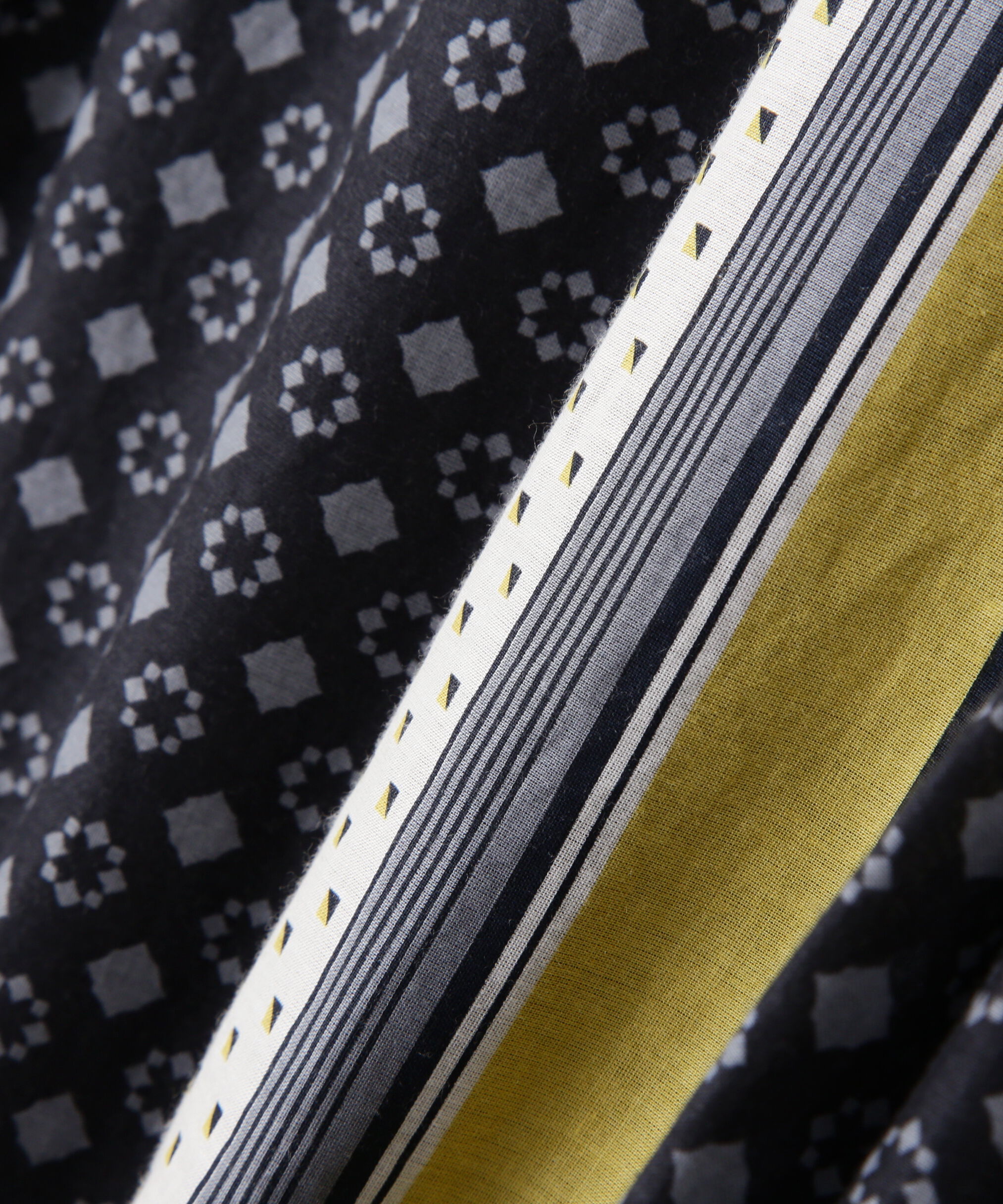  「◆コットンセルロースパネル幾何プリントラップライクスカート」|スカート|