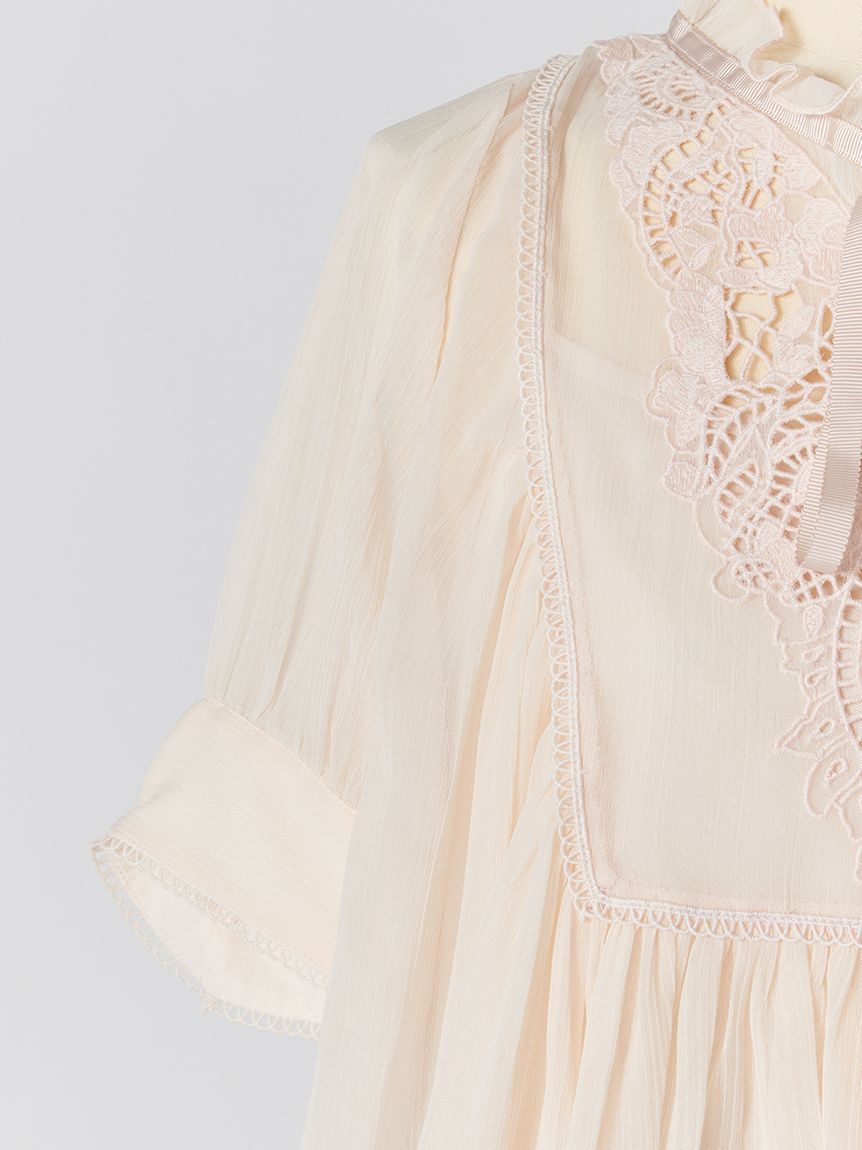 SNIDEL「エンブロイダリー楊柳ブラウス」|シャツ・ブラウス|