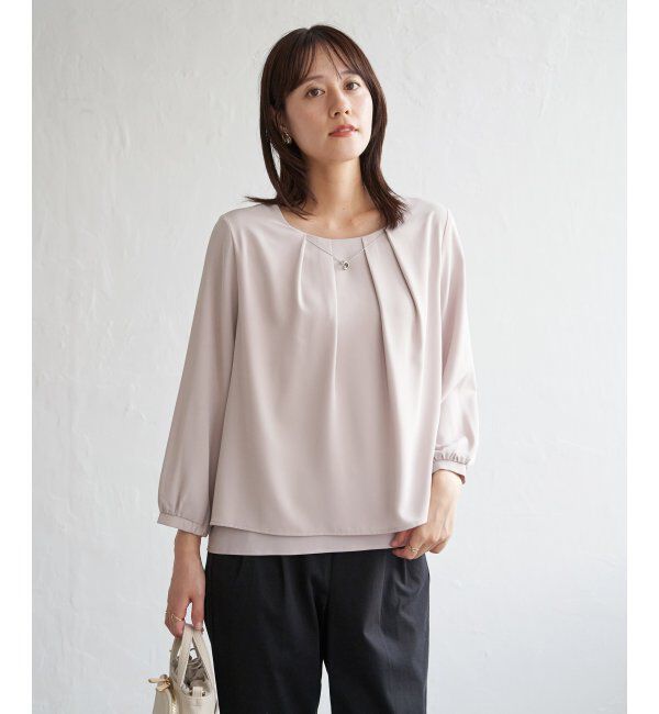 IKKA LOUNGE「ネックレス付き裾2段ブラウス」|シャツ・ブラウス|ピンクベージュ