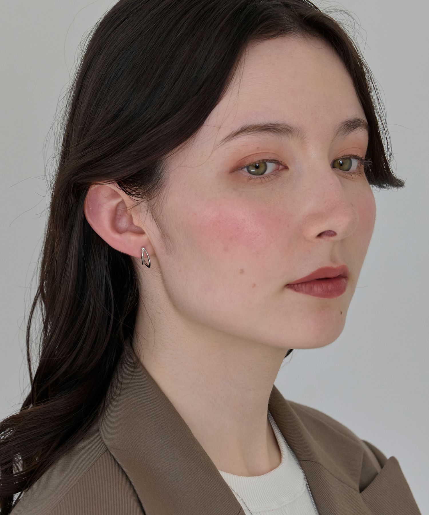Phoebe「【痛くないシリーズ/アレルギー対応】ベーシックダブルフープライトフィットイヤリング　シルバー」|イヤリング|