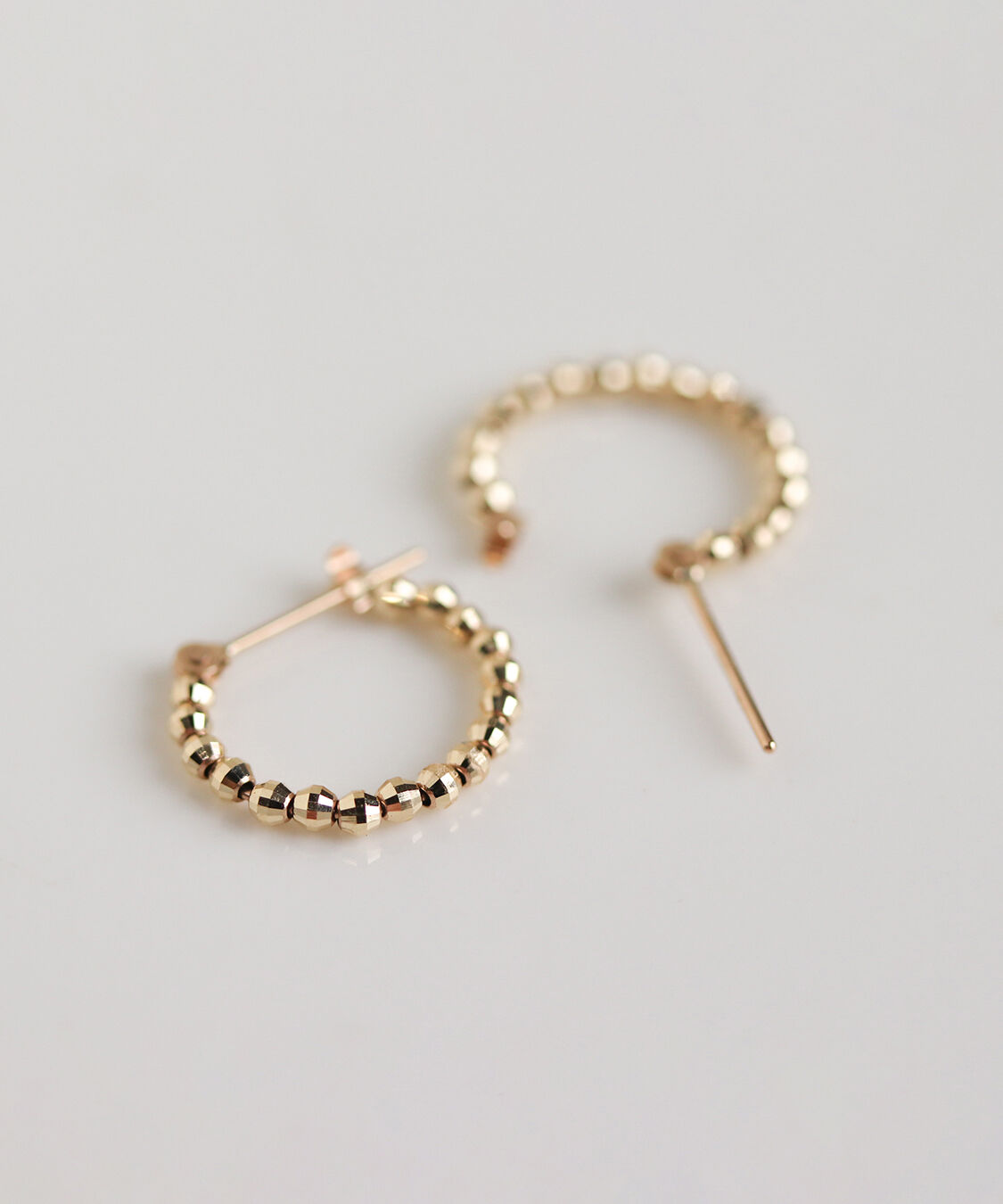  「ゴールド ミラーボール スナップ フープ ピアス | K10YG」|ピアス|