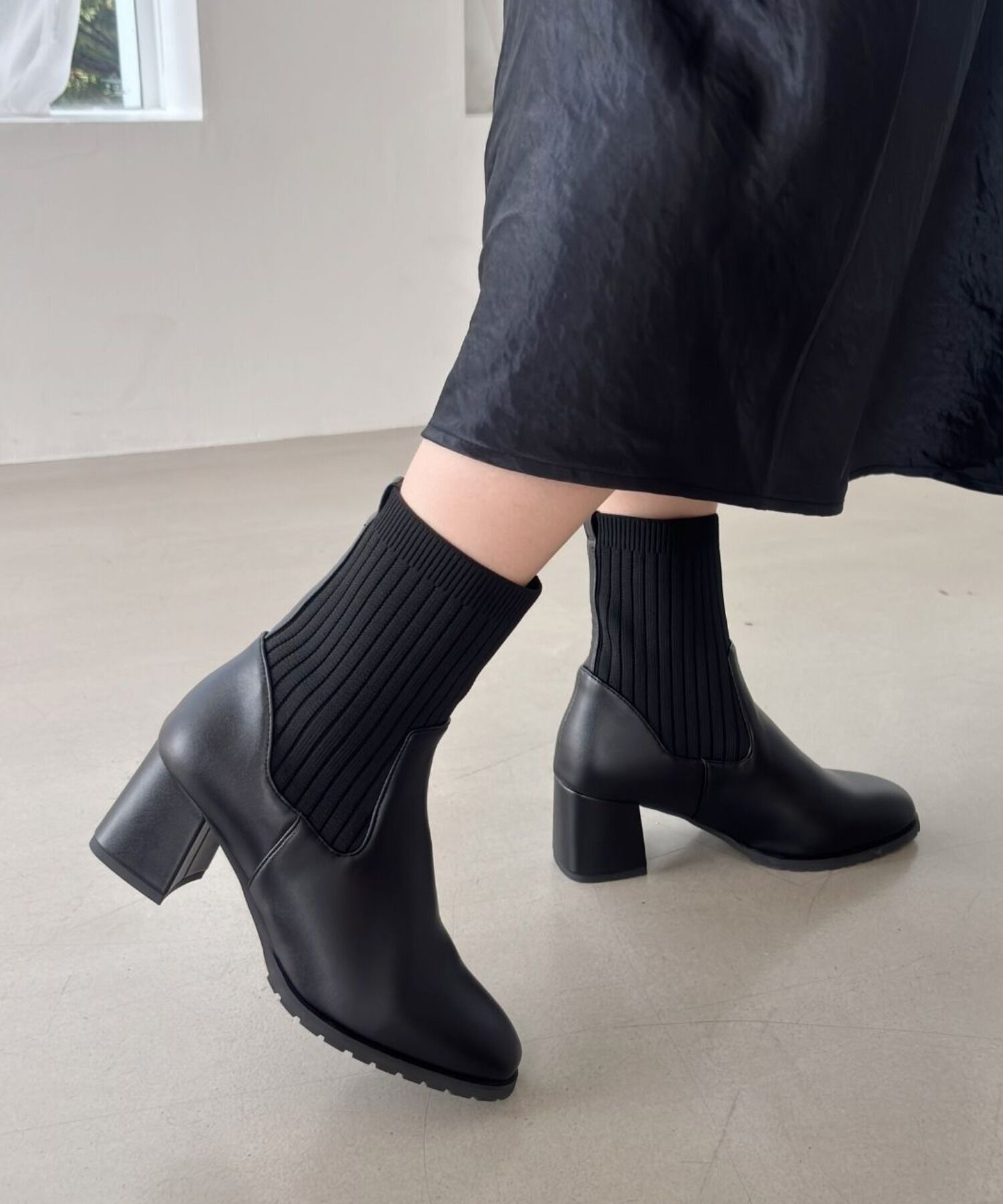 ORiental TRaffic「【 美脚 】スクエアトゥ ニット ヒール ブーツ /31403  足首柔らか ヒール6cm」|ショートブーツ|BLACK