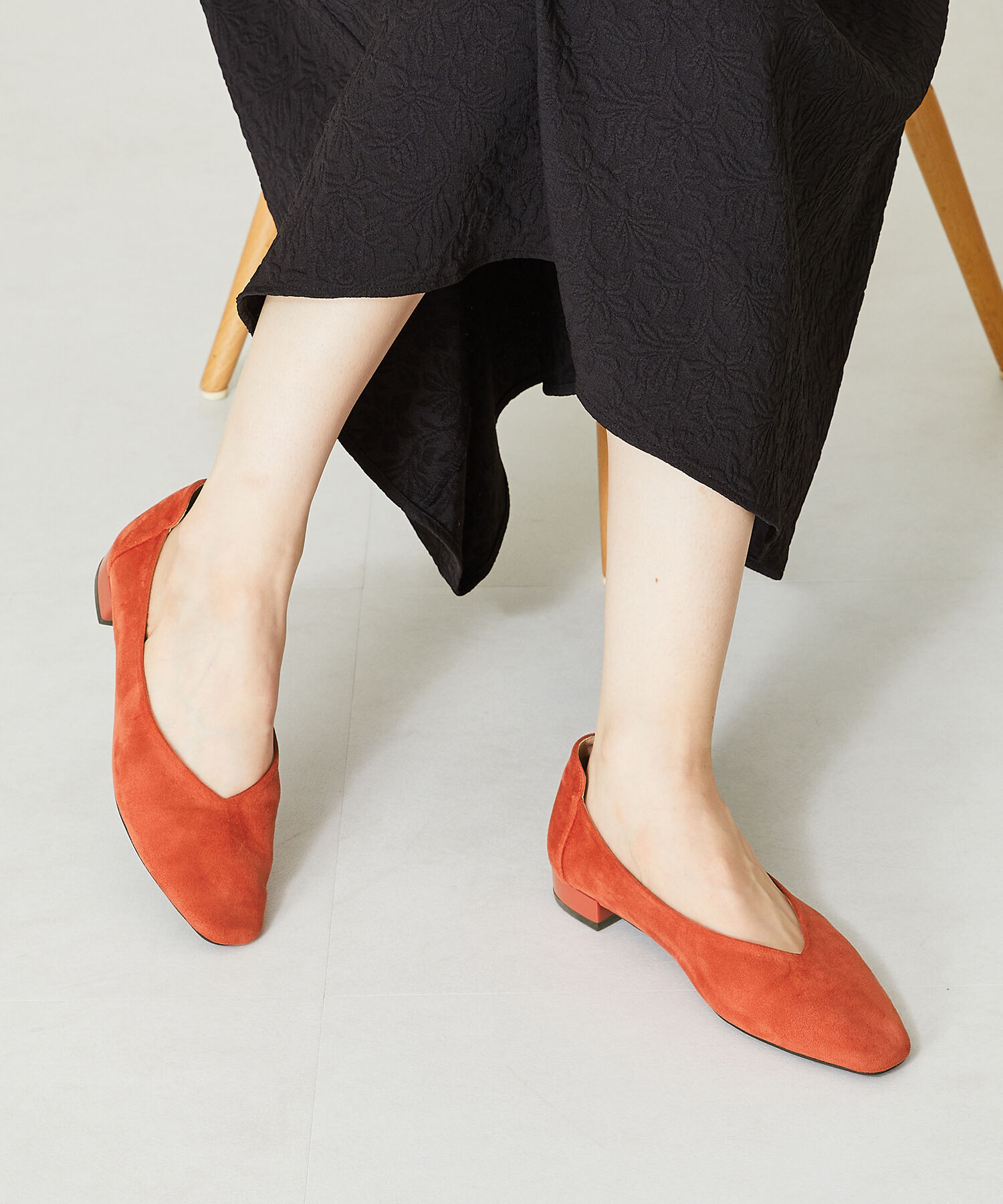 WA Oriental TRaffic「やわらかVカットフラットパンプス/42111」|パンプス|