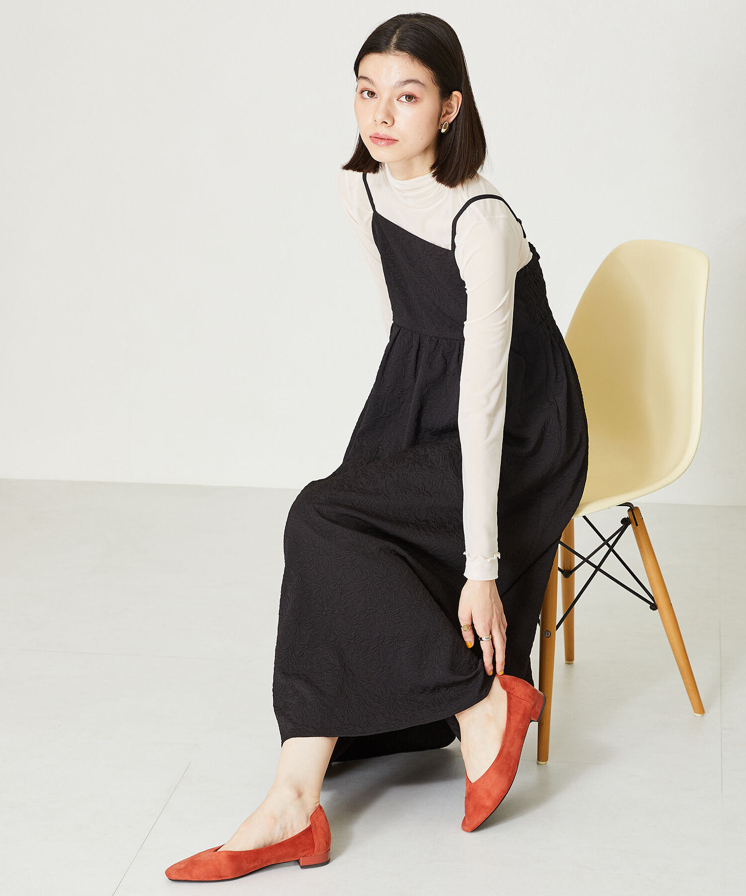 WA Oriental TRaffic「やわらかVカットフラットパンプス/42111」|パンプス|