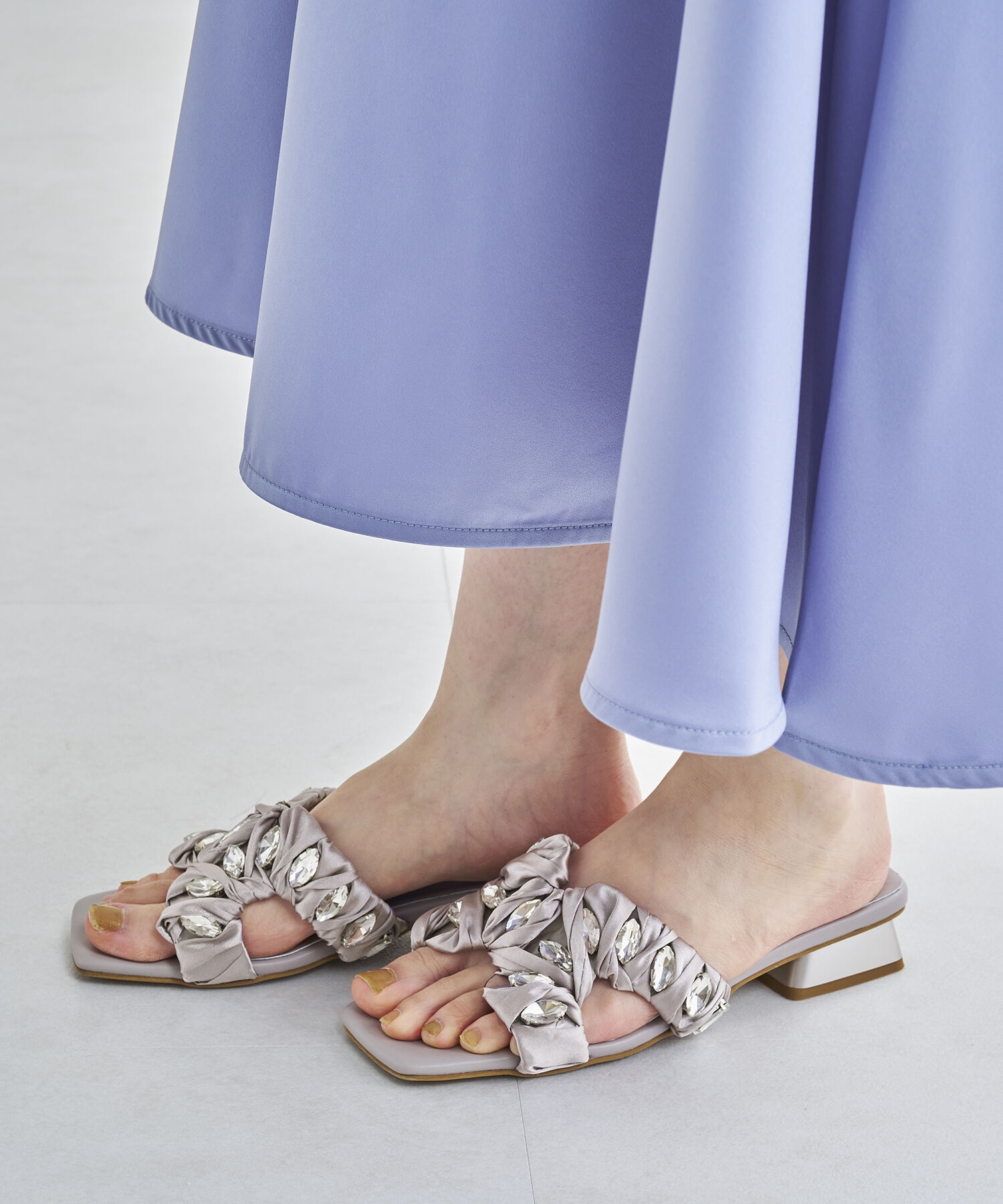 ORiental TRaffic「ビジューサテンベルトサンダル/41245」|サンダル|