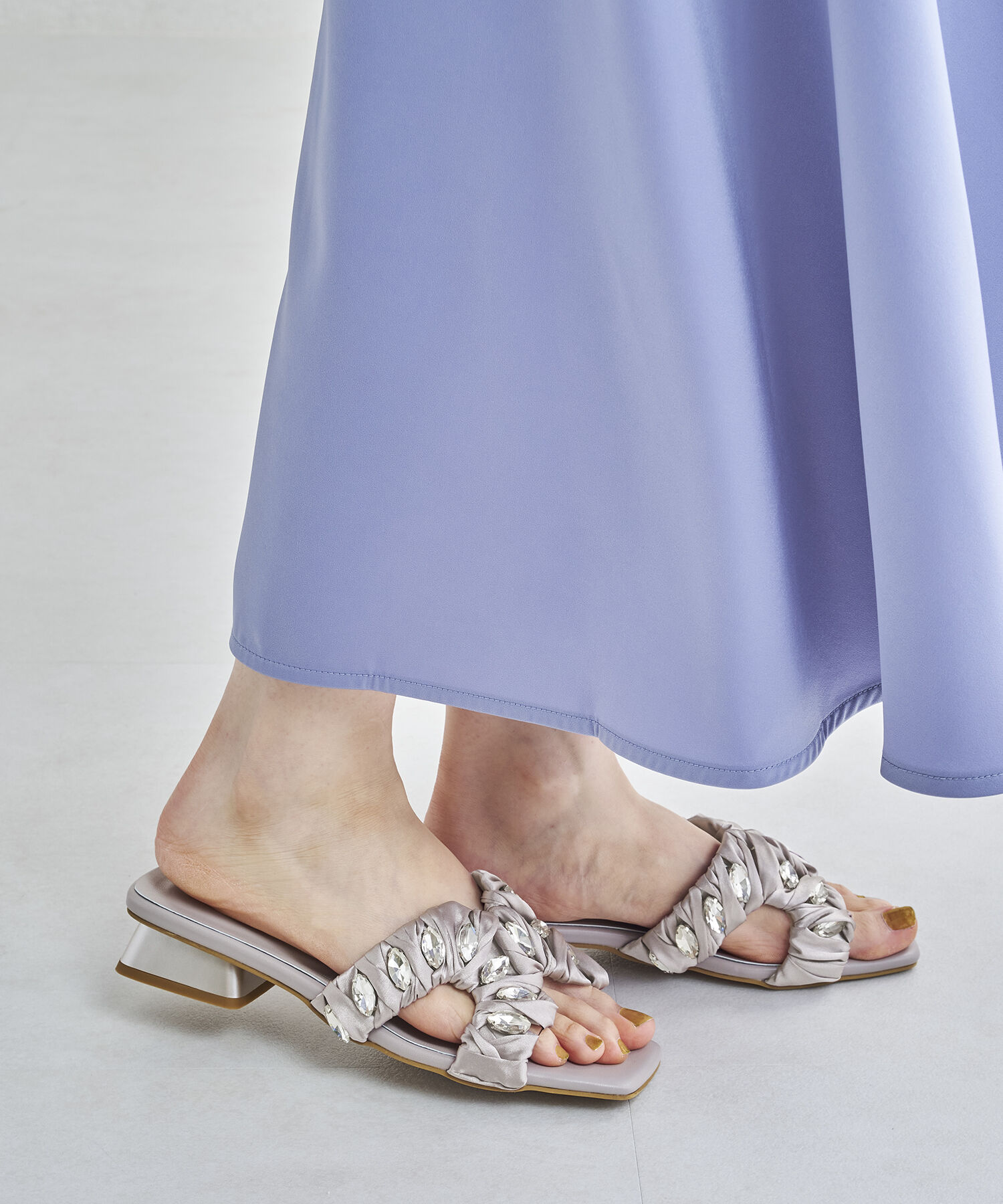 ORiental TRaffic「ビジューサテンベルトサンダル/41245」|サンダル|